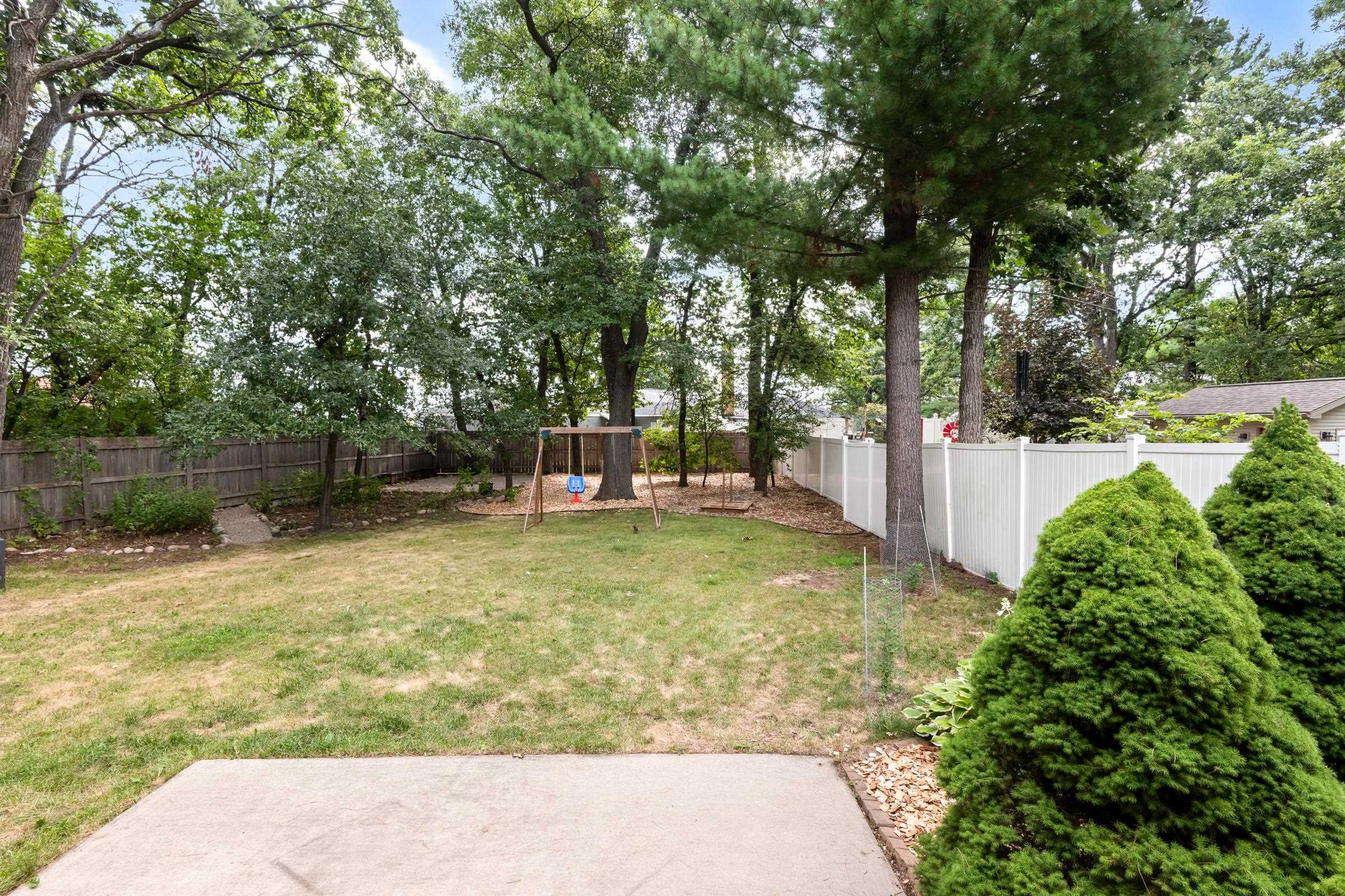 3340 BRIDLEWOOD DRIVE, Plover, Wisconsin 54467, 3 Bedrooms Bedrooms, ,2 BathroomsBathrooms,Residential,For Sale,3340 BRIDLEWOOD DRIVE,22603754