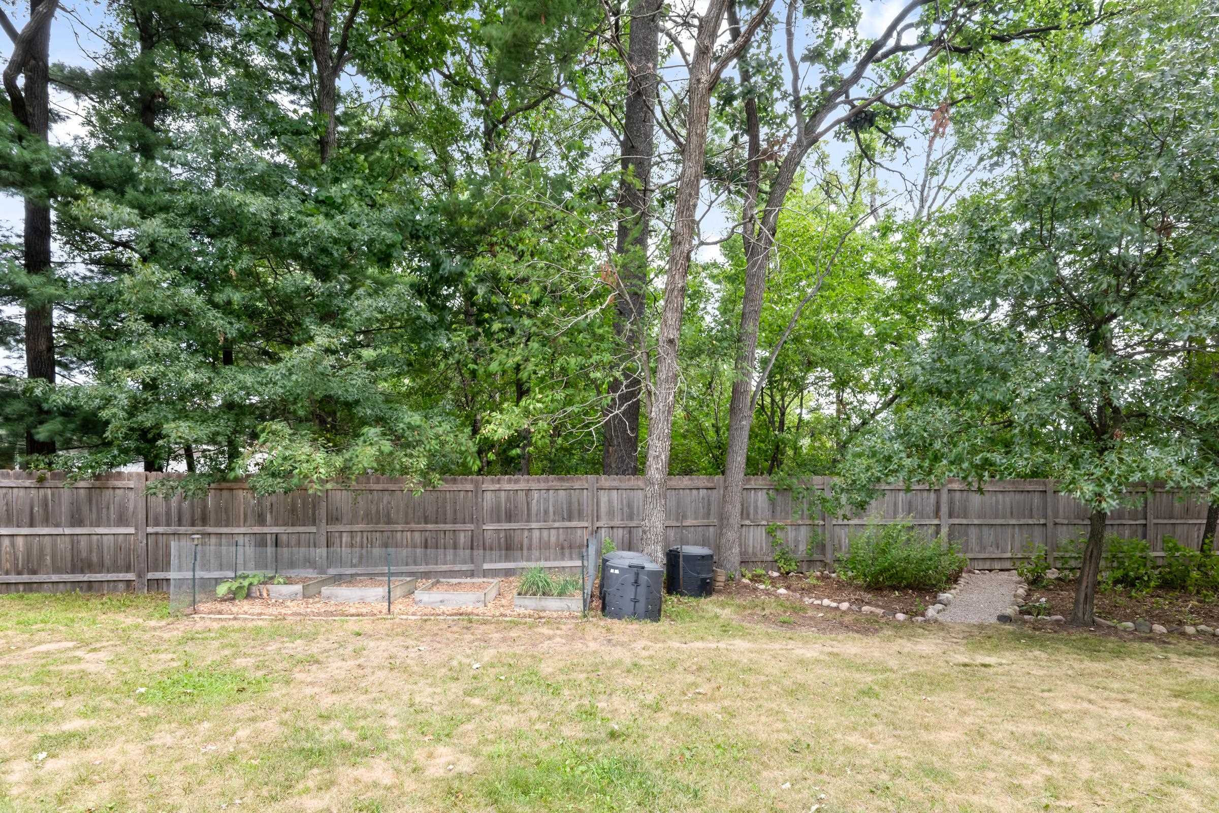 3340 BRIDLEWOOD DRIVE, Plover, Wisconsin 54467, 3 Bedrooms Bedrooms, ,2 BathroomsBathrooms,Residential,For Sale,3340 BRIDLEWOOD DRIVE,22603754