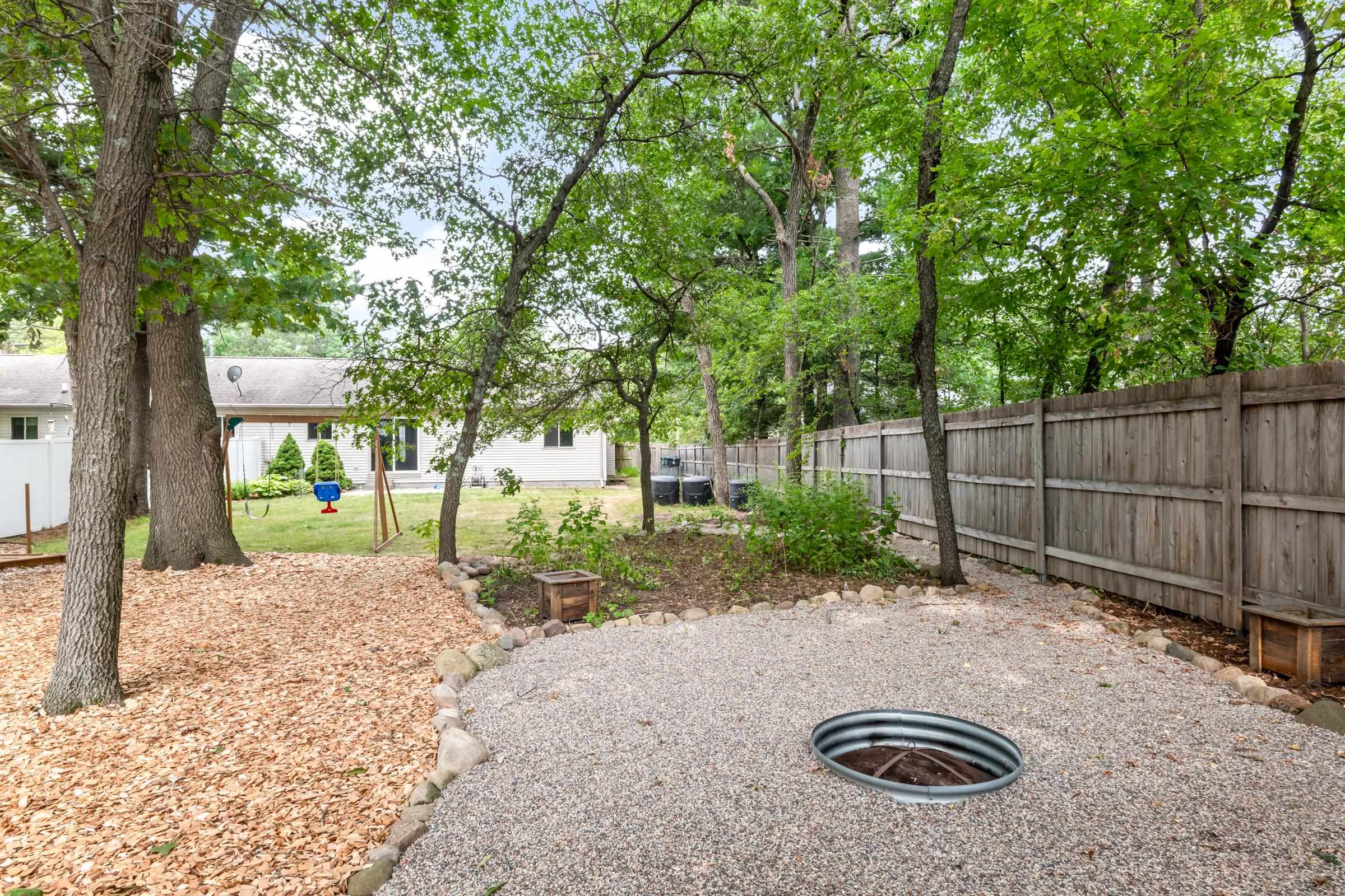 3340 BRIDLEWOOD DRIVE, Plover, Wisconsin 54467, 3 Bedrooms Bedrooms, ,2 BathroomsBathrooms,Residential,For Sale,3340 BRIDLEWOOD DRIVE,22603754