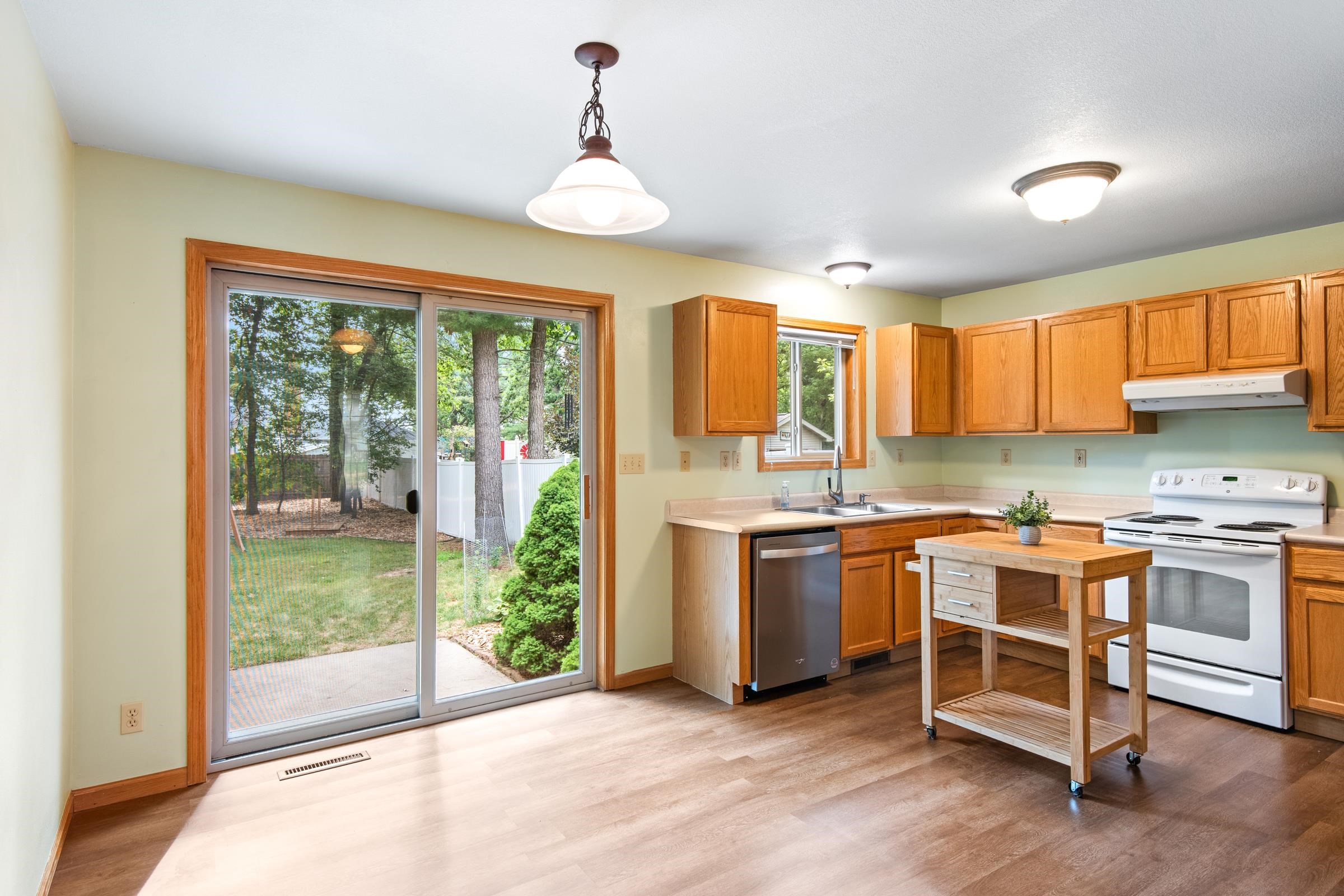 3340 BRIDLEWOOD DRIVE, Plover, Wisconsin 54467, 3 Bedrooms Bedrooms, ,2 BathroomsBathrooms,Residential,For Sale,3340 BRIDLEWOOD DRIVE,22603754