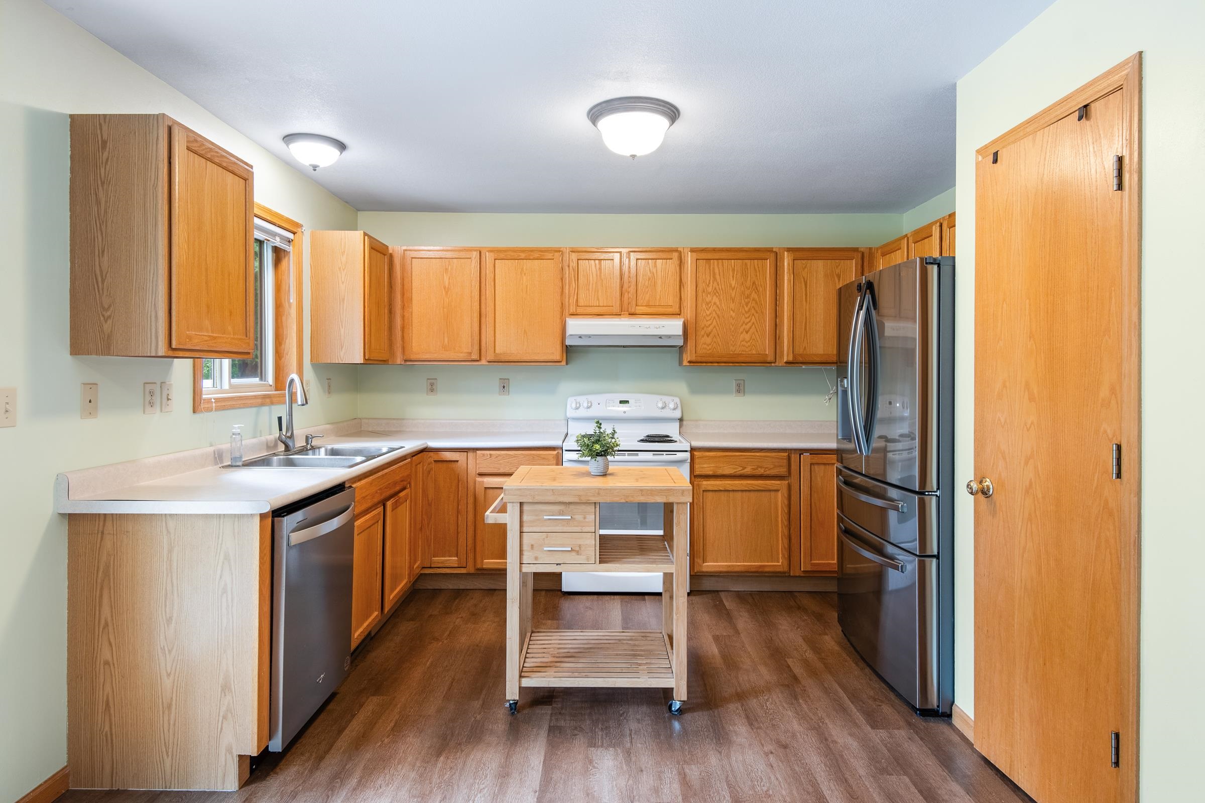 3340 BRIDLEWOOD DRIVE, Plover, Wisconsin 54467, 3 Bedrooms Bedrooms, ,2 BathroomsBathrooms,Residential,For Sale,3340 BRIDLEWOOD DRIVE,22603754