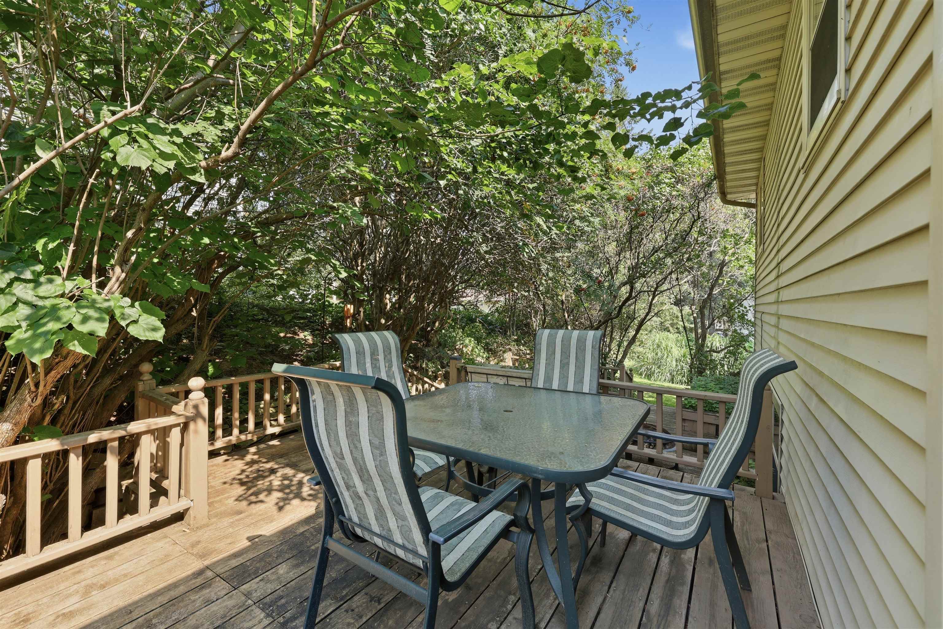 406 N 12TH AVENUE, Wausau, Wisconsin 54401, 3 Bedrooms Bedrooms, ,1 BathroomBathrooms,Residential,For Sale,406 N 12TH AVENUE,22603755