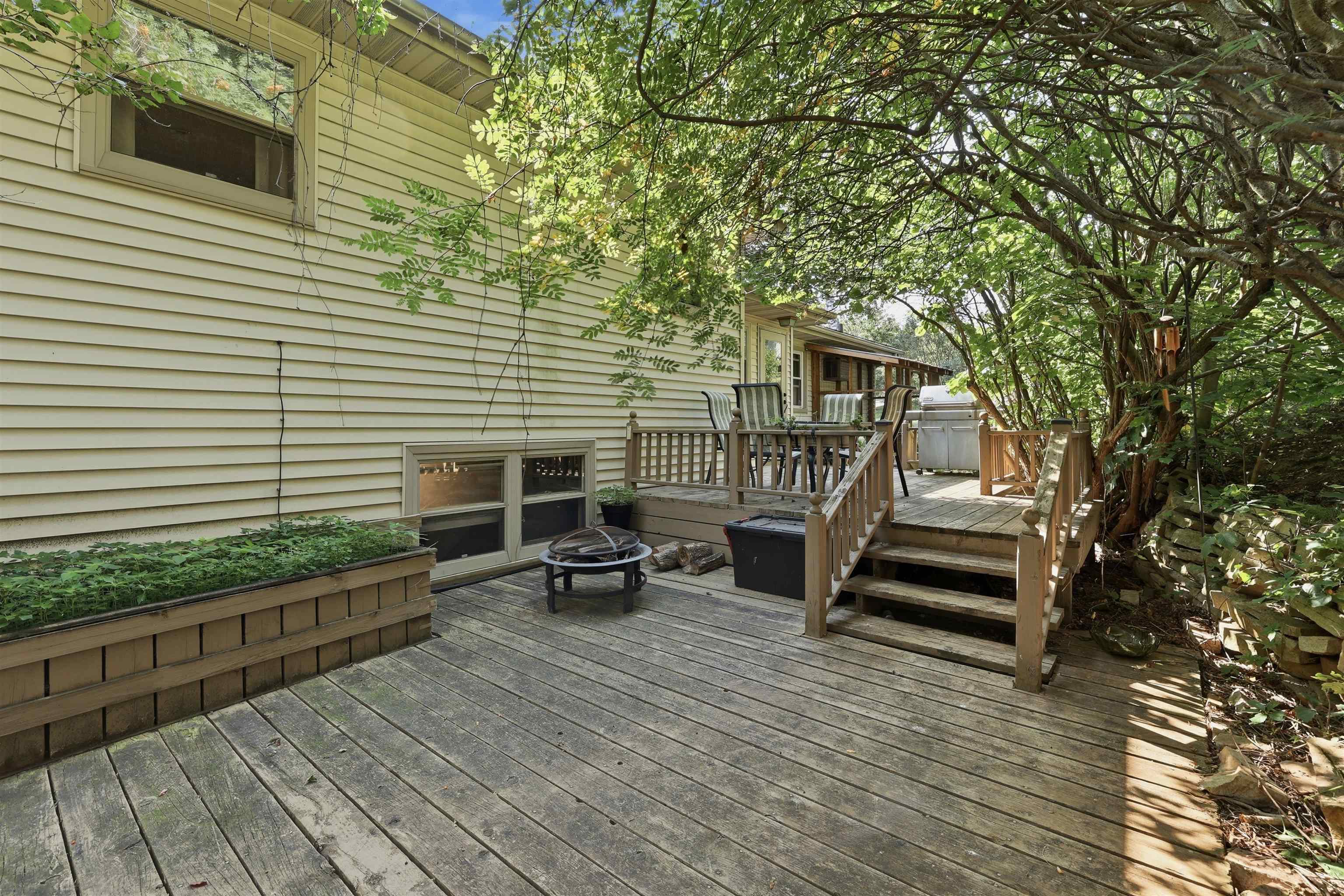 406 N 12TH AVENUE, Wausau, Wisconsin 54401, 3 Bedrooms Bedrooms, ,1 BathroomBathrooms,Residential,For Sale,406 N 12TH AVENUE,22603755