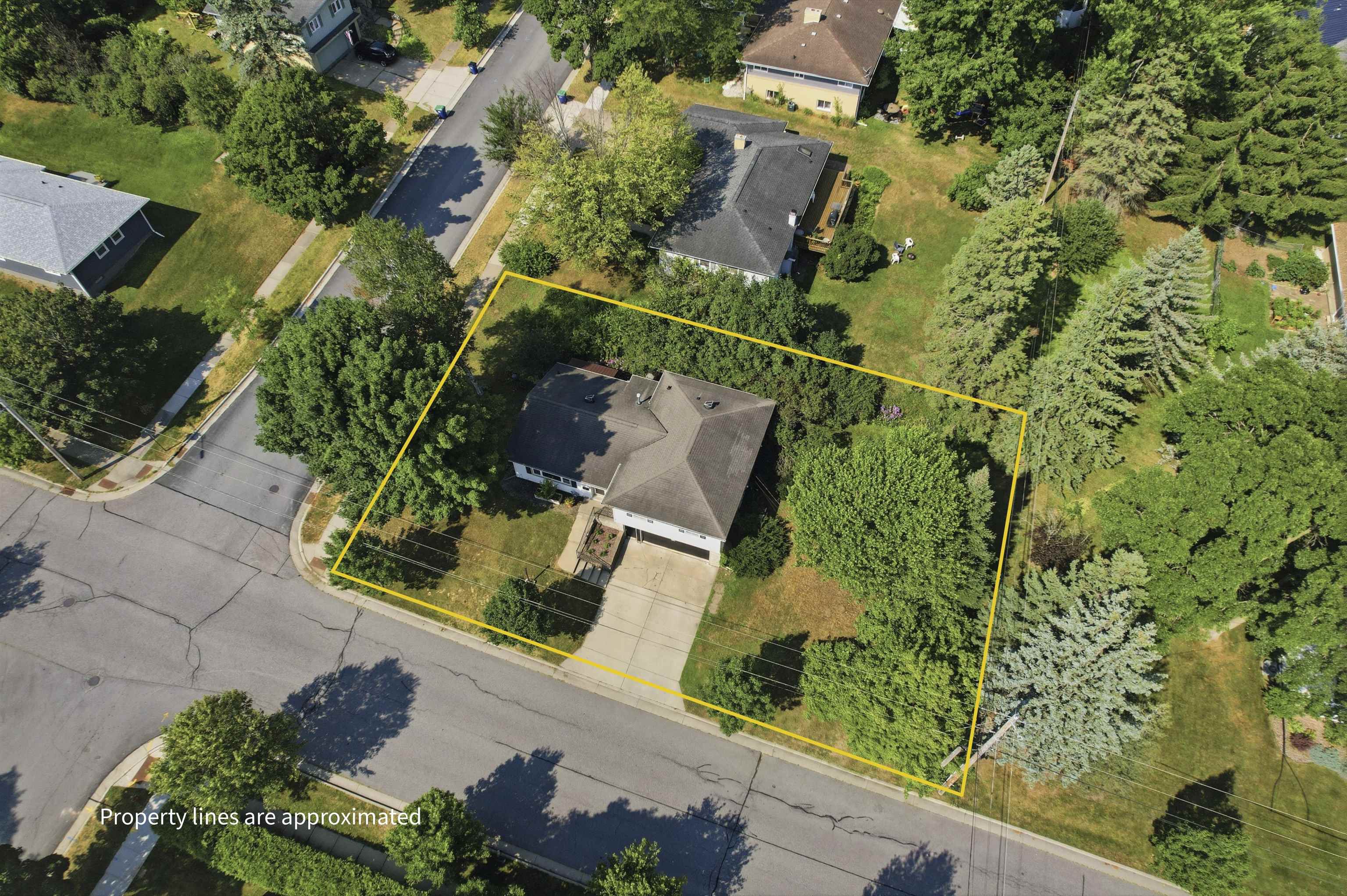 406 N 12TH AVENUE, Wausau, Wisconsin 54401, 3 Bedrooms Bedrooms, ,1 BathroomBathrooms,Residential,For Sale,406 N 12TH AVENUE,22603755