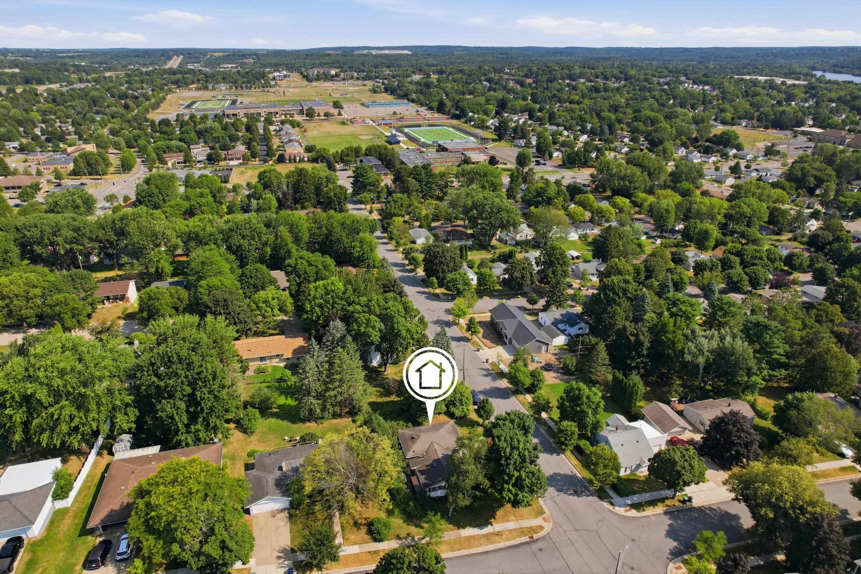 406 N 12TH AVENUE, Wausau, Wisconsin 54401, 3 Bedrooms Bedrooms, ,1 BathroomBathrooms,Residential,For Sale,406 N 12TH AVENUE,22603755