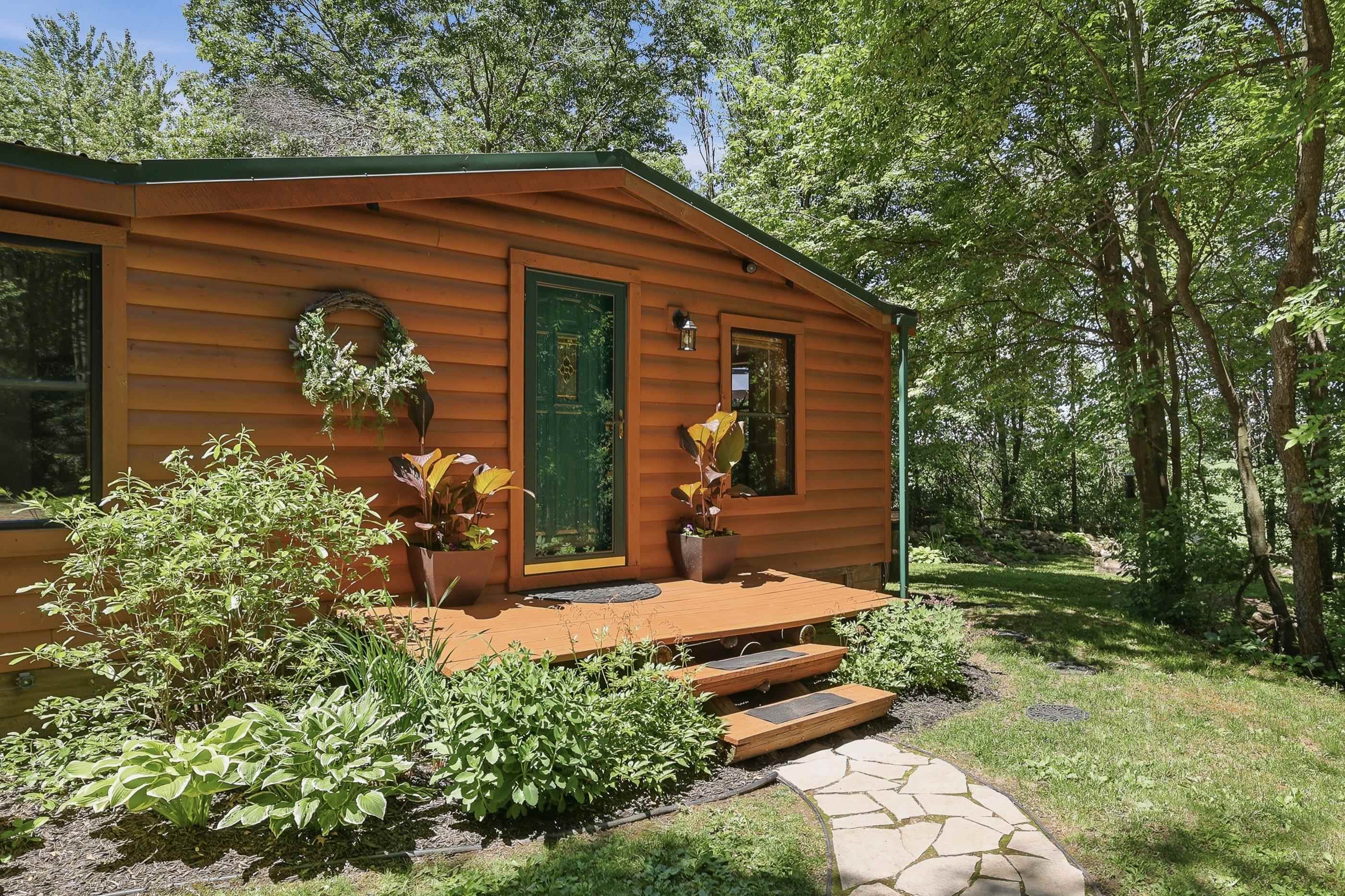 10264 STATE HIGHWAY 161, Amherst Junction, Wisconsin 54407, 2 Bedrooms Bedrooms, ,1 BathroomBathrooms,Residential,For Sale,10264 STATE HIGHWAY 161,22603758