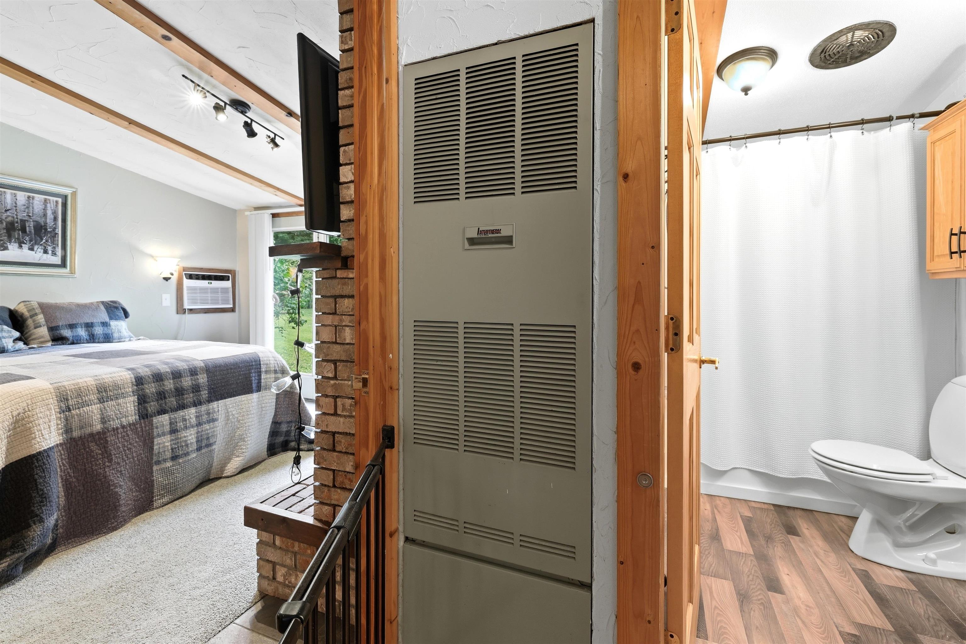 10264 STATE HIGHWAY 161, Amherst Junction, Wisconsin 54407, 2 Bedrooms Bedrooms, ,1 BathroomBathrooms,Residential,For Sale,10264 STATE HIGHWAY 161,22603758