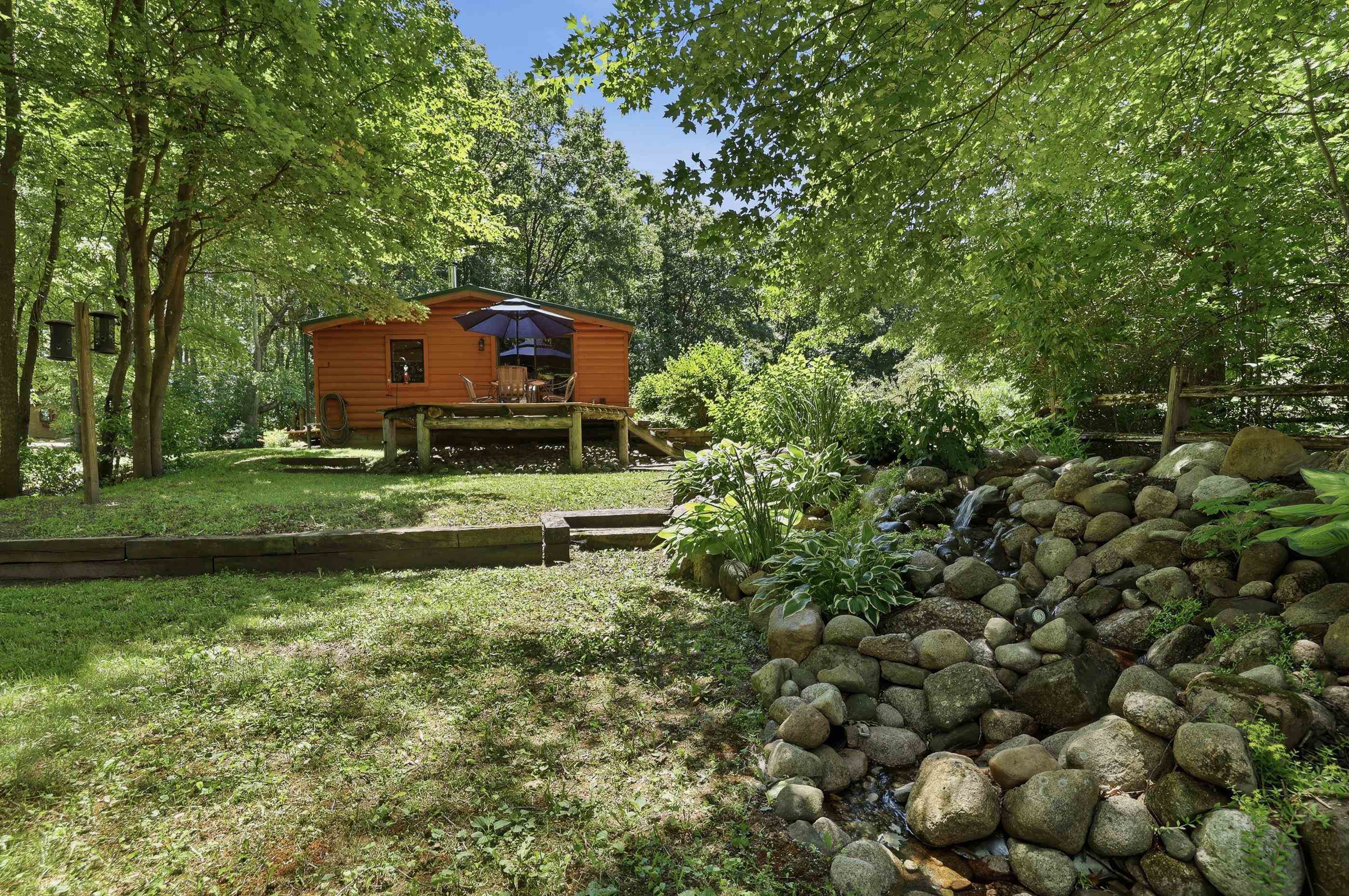 10264 STATE HIGHWAY 161, Amherst Junction, Wisconsin 54407, 2 Bedrooms Bedrooms, ,1 BathroomBathrooms,Residential,For Sale,10264 STATE HIGHWAY 161,22603758