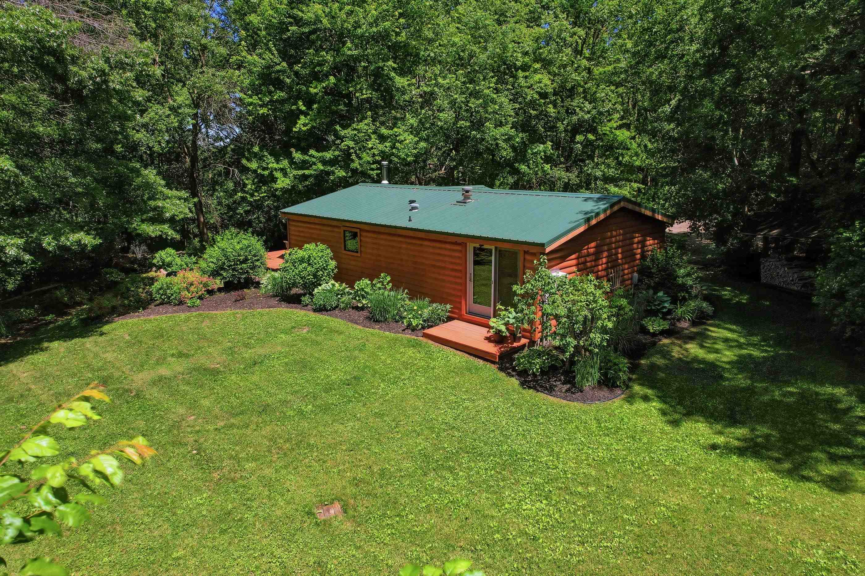 10264 STATE HIGHWAY 161, Amherst Junction, Wisconsin 54407, 2 Bedrooms Bedrooms, ,1 BathroomBathrooms,Residential,For Sale,10264 STATE HIGHWAY 161,22603758