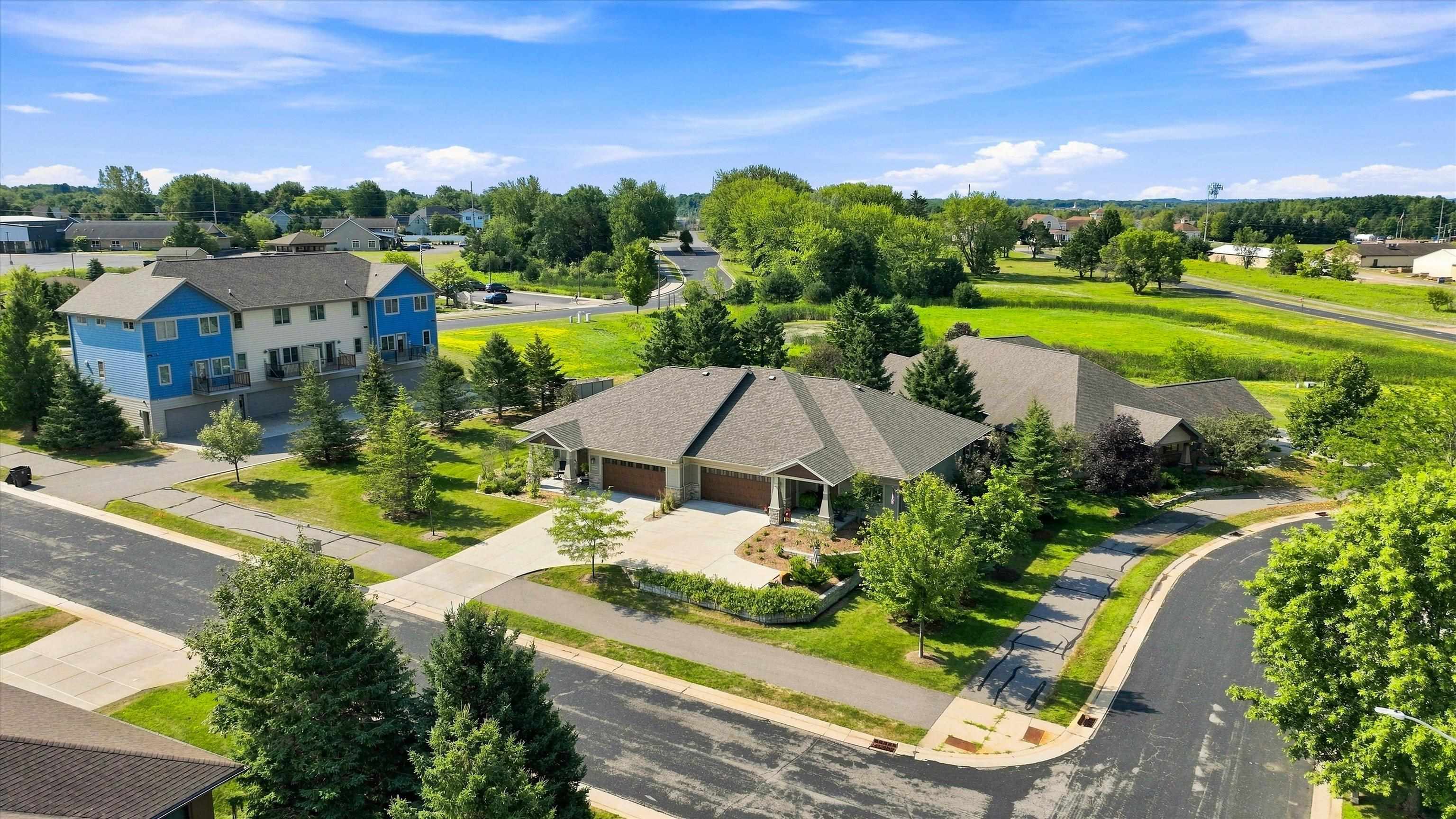 1110 WILDFLOWER DRIVE, Marshfield, Wisconsin 54449, 3 Bedrooms Bedrooms, ,3 BathroomsBathrooms,Residential,For Sale,1110 WILDFLOWER DRIVE,22603759