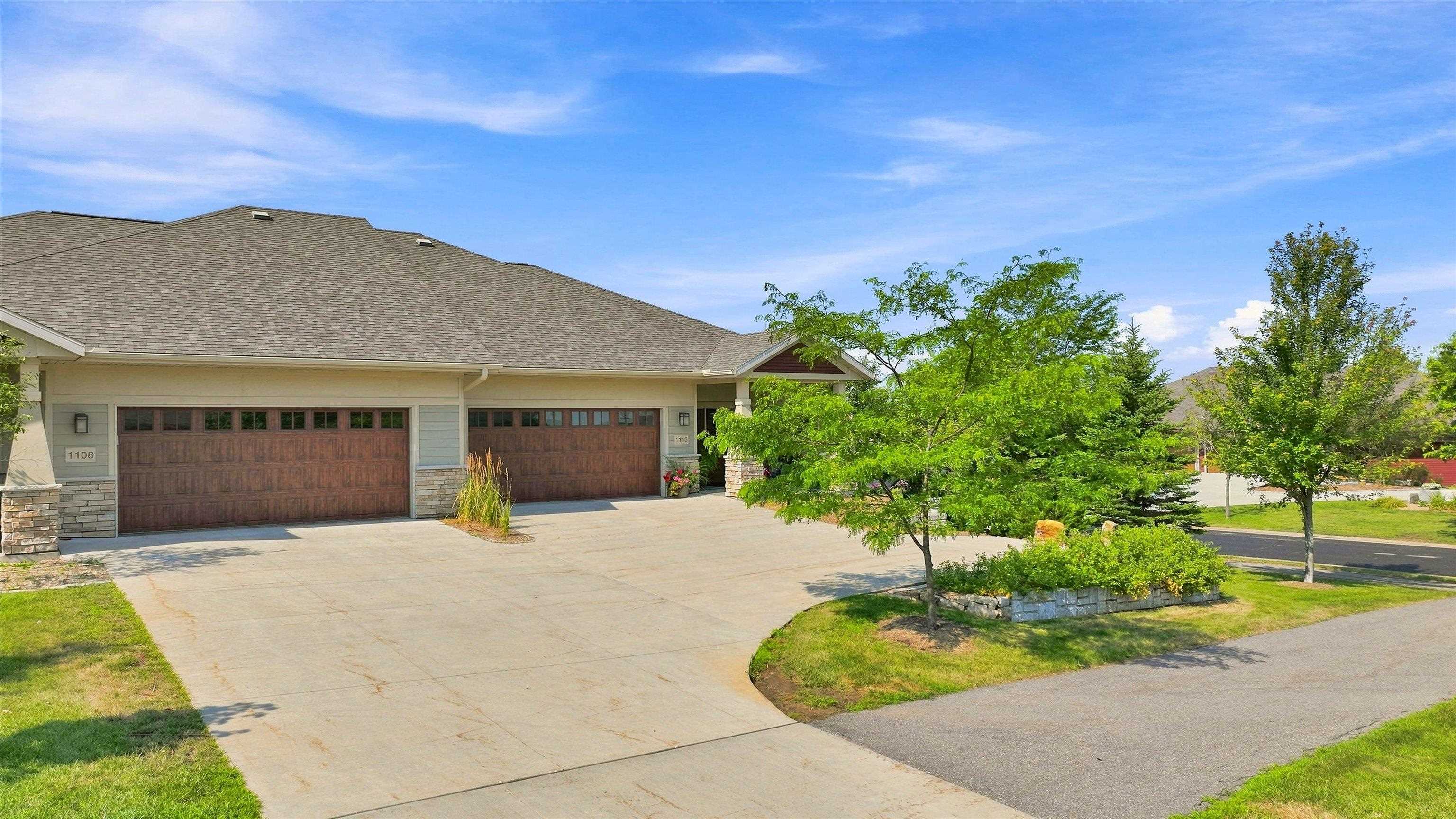 1110 WILDFLOWER DRIVE, Marshfield, Wisconsin 54449, 3 Bedrooms Bedrooms, ,3 BathroomsBathrooms,Residential,For Sale,1110 WILDFLOWER DRIVE,22603759