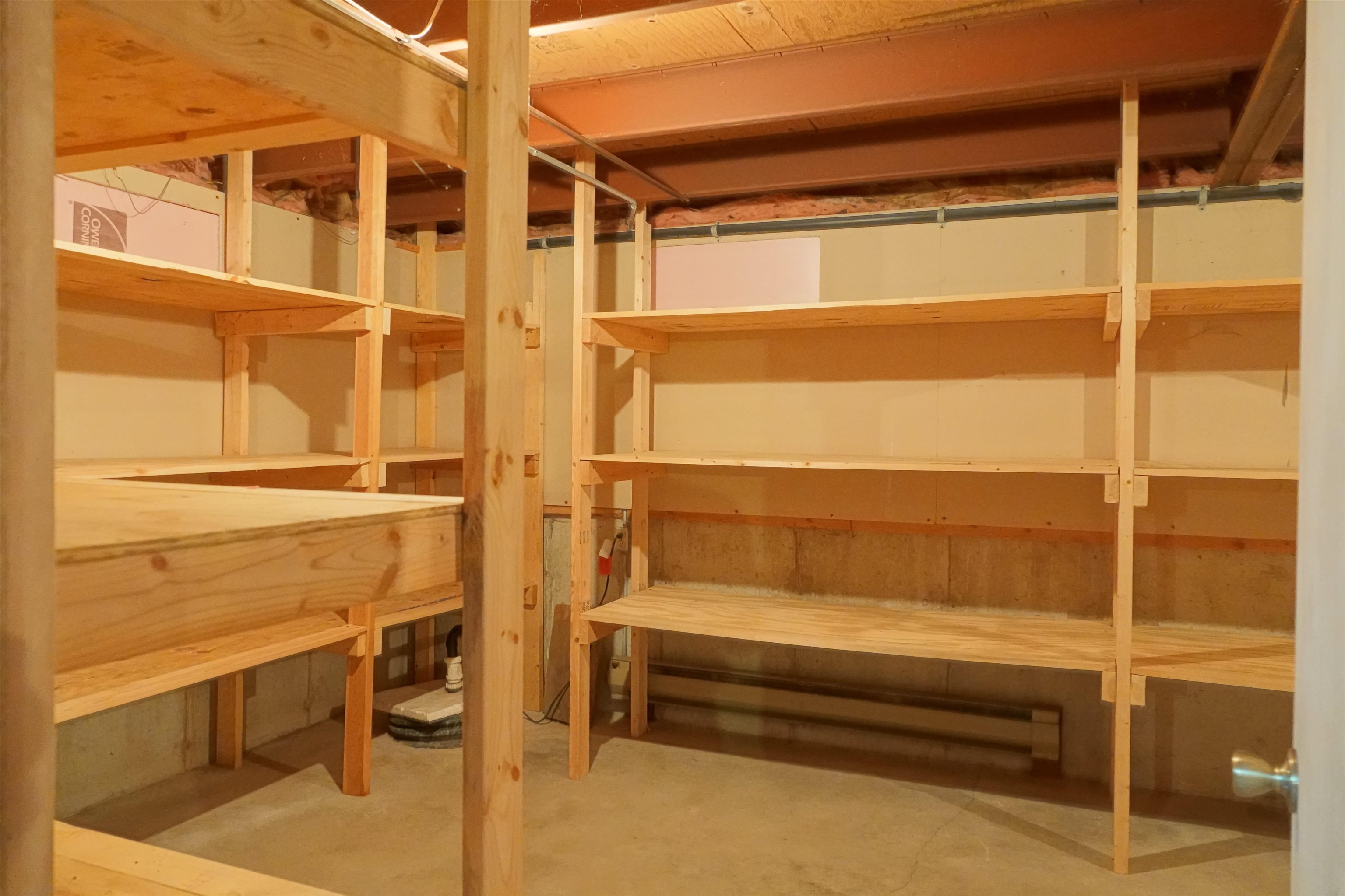 406 E PINE STREET, Abbotsford, Wisconsin 54405, 2 Bedrooms Bedrooms, ,1 BathroomBathrooms,Residential,For Sale,406 E PINE STREET,22603762