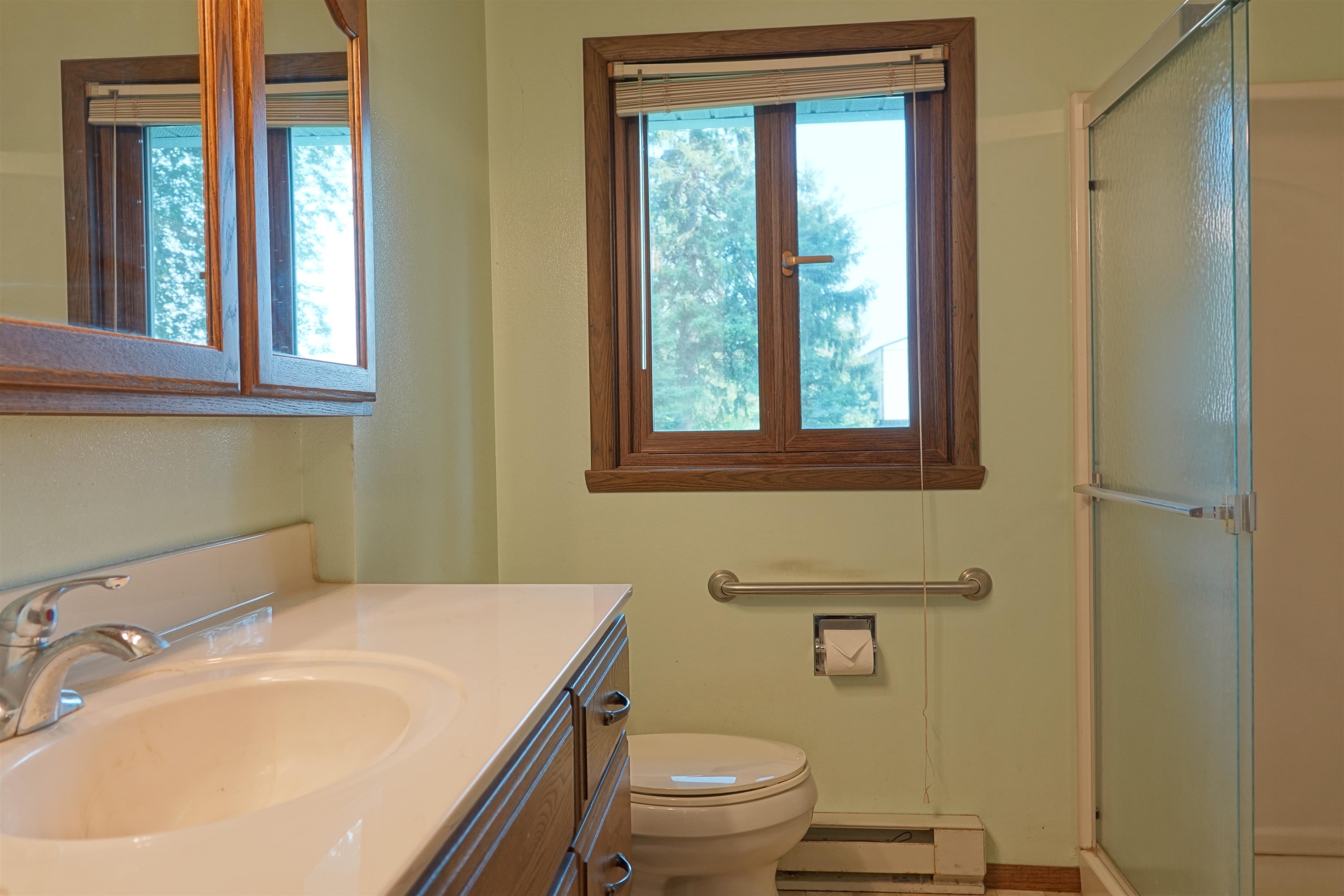 406 E PINE STREET, Abbotsford, Wisconsin 54405, 2 Bedrooms Bedrooms, ,1 BathroomBathrooms,Residential,For Sale,406 E PINE STREET,22603762