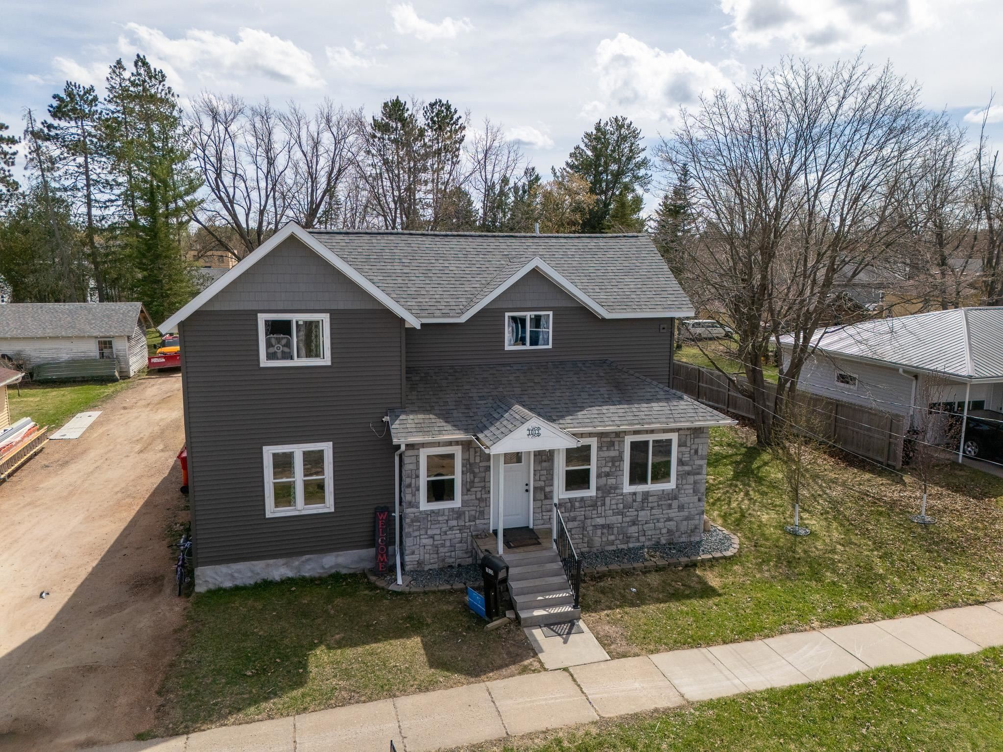 1013 9TH AVENUE, Antigo, Wisconsin 54409, 4 Bedrooms Bedrooms, ,2 BathroomsBathrooms,Residential,For Sale,1013 9TH AVENUE,22603763