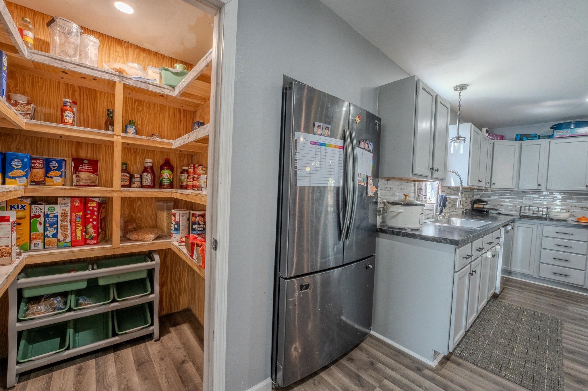 1013 9TH AVENUE, Antigo, Wisconsin 54409, 4 Bedrooms Bedrooms, ,2 BathroomsBathrooms,Residential,For Sale,1013 9TH AVENUE,22603763