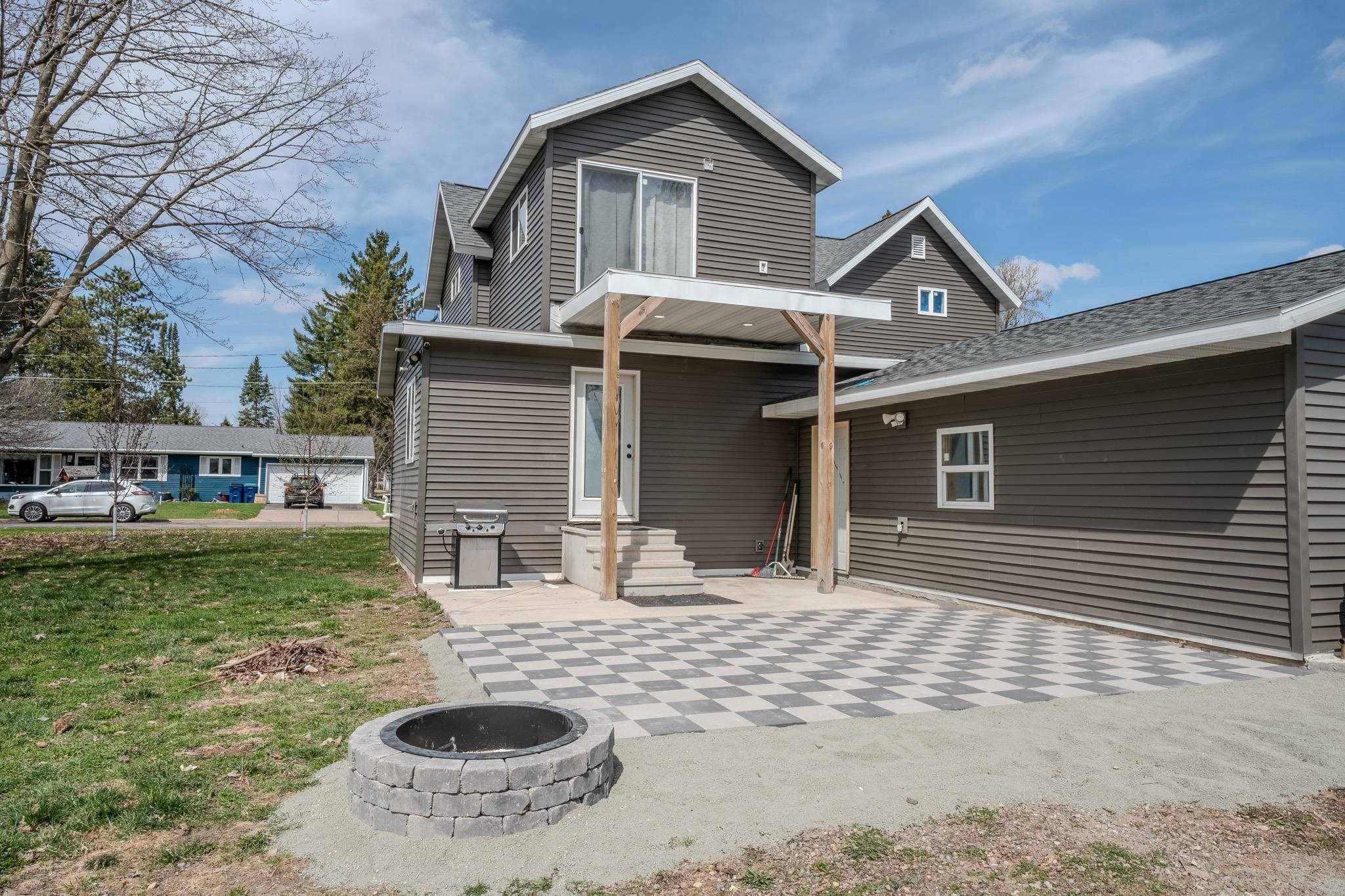 1013 9TH AVENUE, Antigo, Wisconsin 54409, 4 Bedrooms Bedrooms, ,2 BathroomsBathrooms,Residential,For Sale,1013 9TH AVENUE,22603763