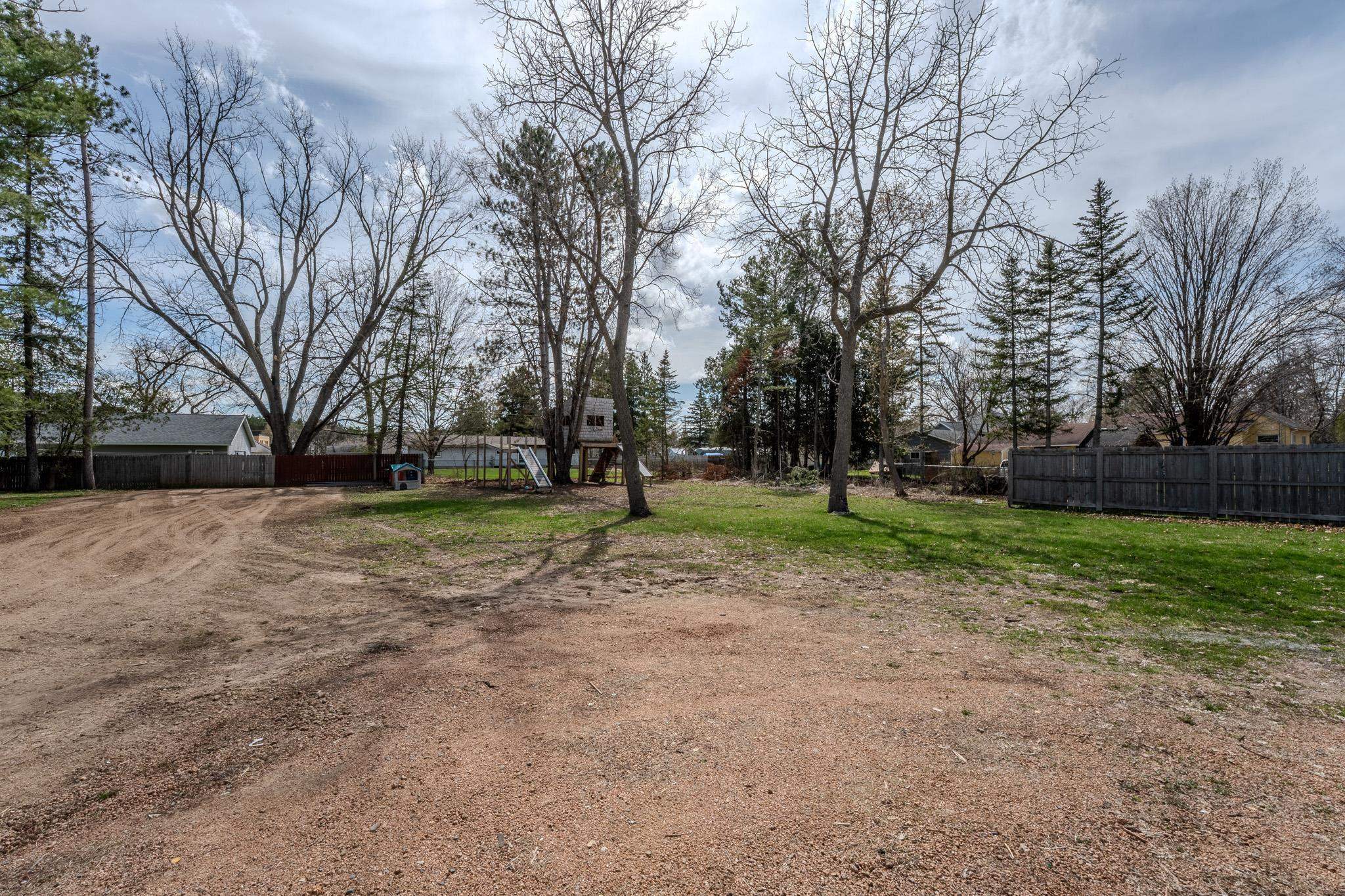 1013 9TH AVENUE, Antigo, Wisconsin 54409, 4 Bedrooms Bedrooms, ,2 BathroomsBathrooms,Residential,For Sale,1013 9TH AVENUE,22603763