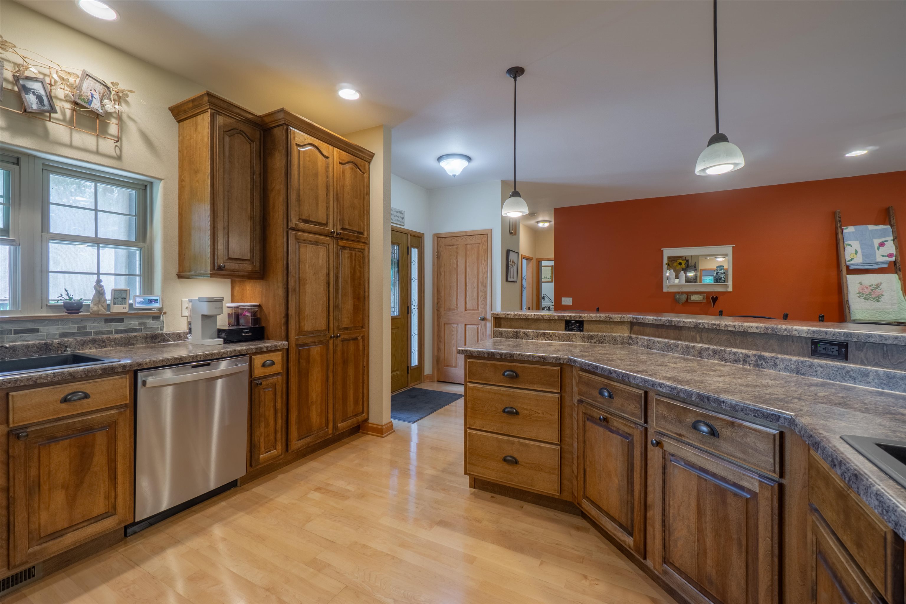 309 WINNEBAGO AVENUE, Hatley, Wisconsin 54440, 3 Bedrooms Bedrooms, ,2 BathroomsBathrooms,Residential,For Sale,309 WINNEBAGO AVENUE,22603767