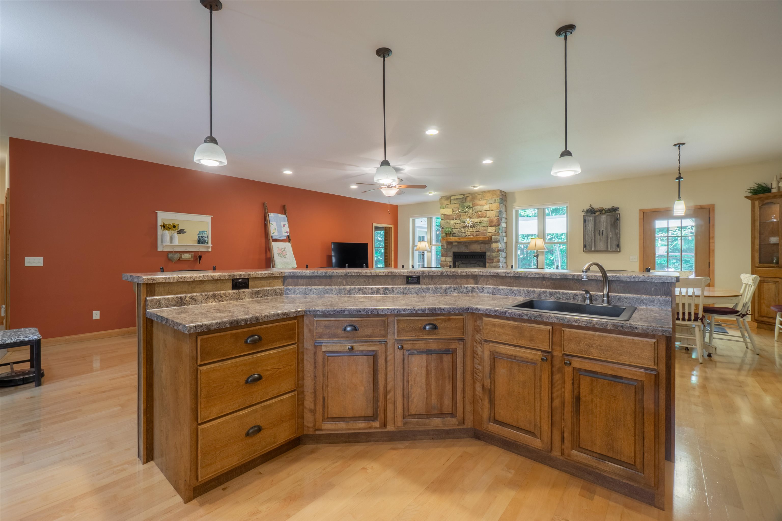 309 WINNEBAGO AVENUE, Hatley, Wisconsin 54440, 3 Bedrooms Bedrooms, ,2 BathroomsBathrooms,Residential,For Sale,309 WINNEBAGO AVENUE,22603767