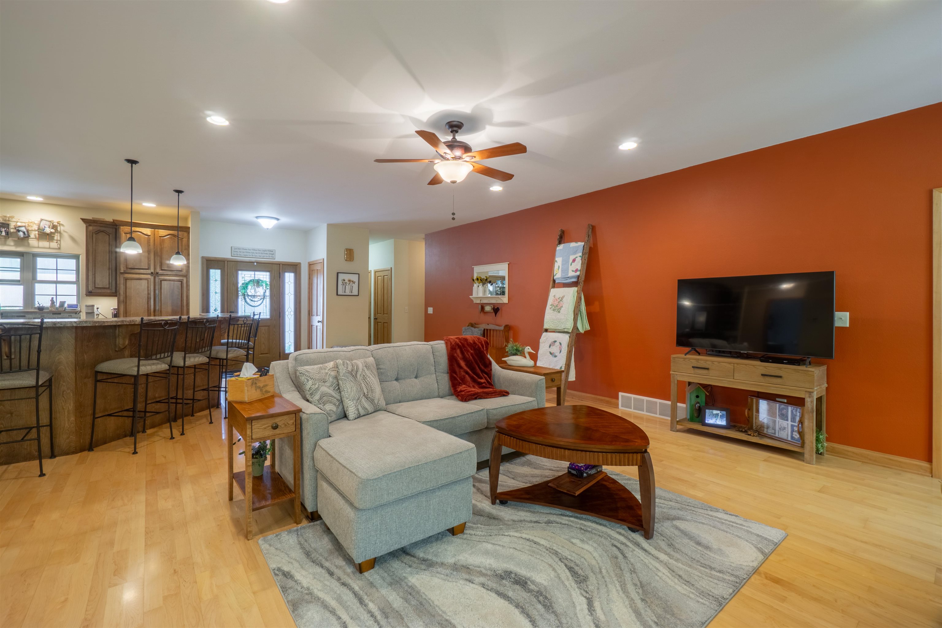 309 WINNEBAGO AVENUE, Hatley, Wisconsin 54440, 3 Bedrooms Bedrooms, ,2 BathroomsBathrooms,Residential,For Sale,309 WINNEBAGO AVENUE,22603767