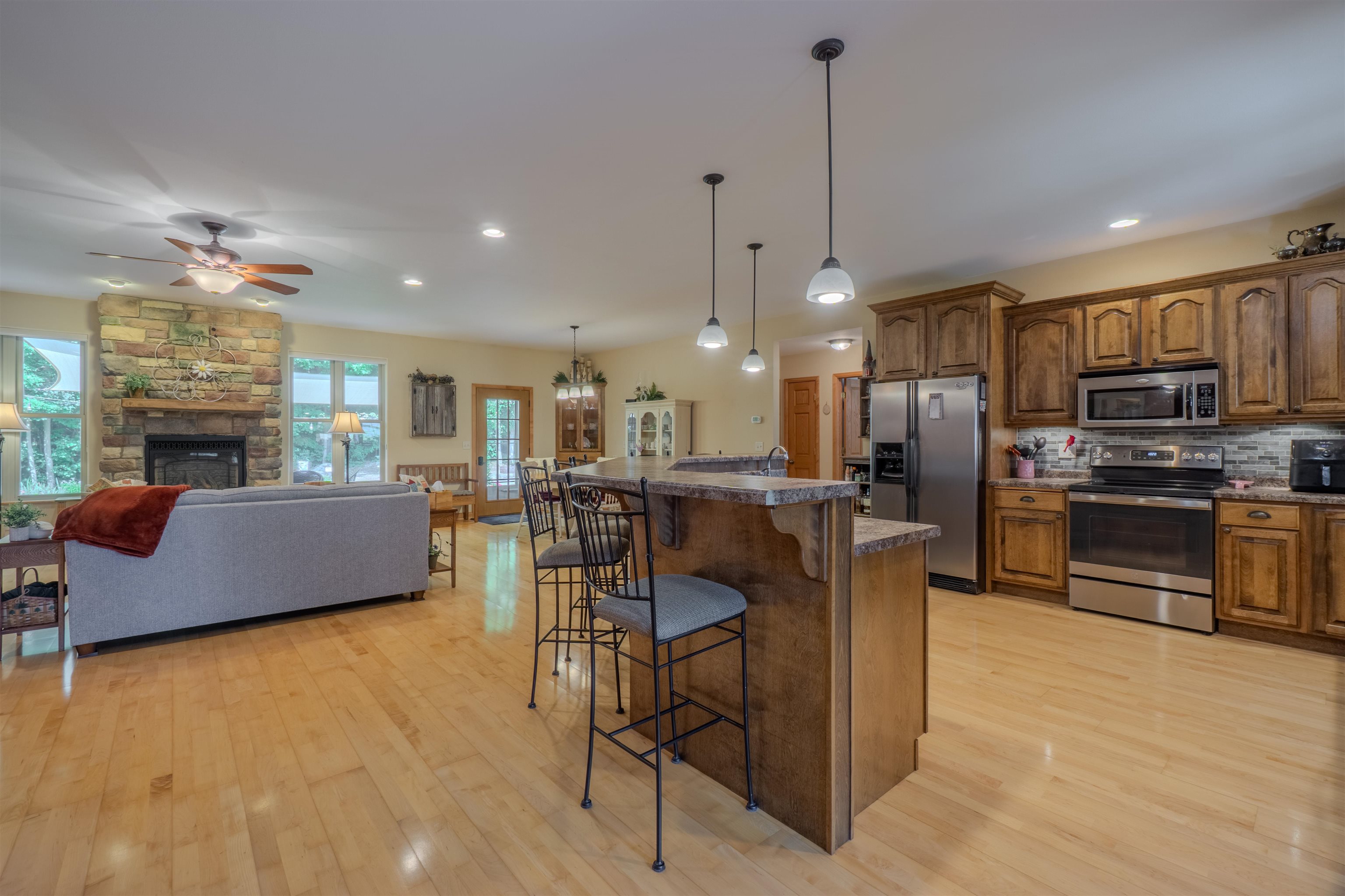 309 WINNEBAGO AVENUE, Hatley, Wisconsin 54440, 3 Bedrooms Bedrooms, ,2 BathroomsBathrooms,Residential,For Sale,309 WINNEBAGO AVENUE,22603767