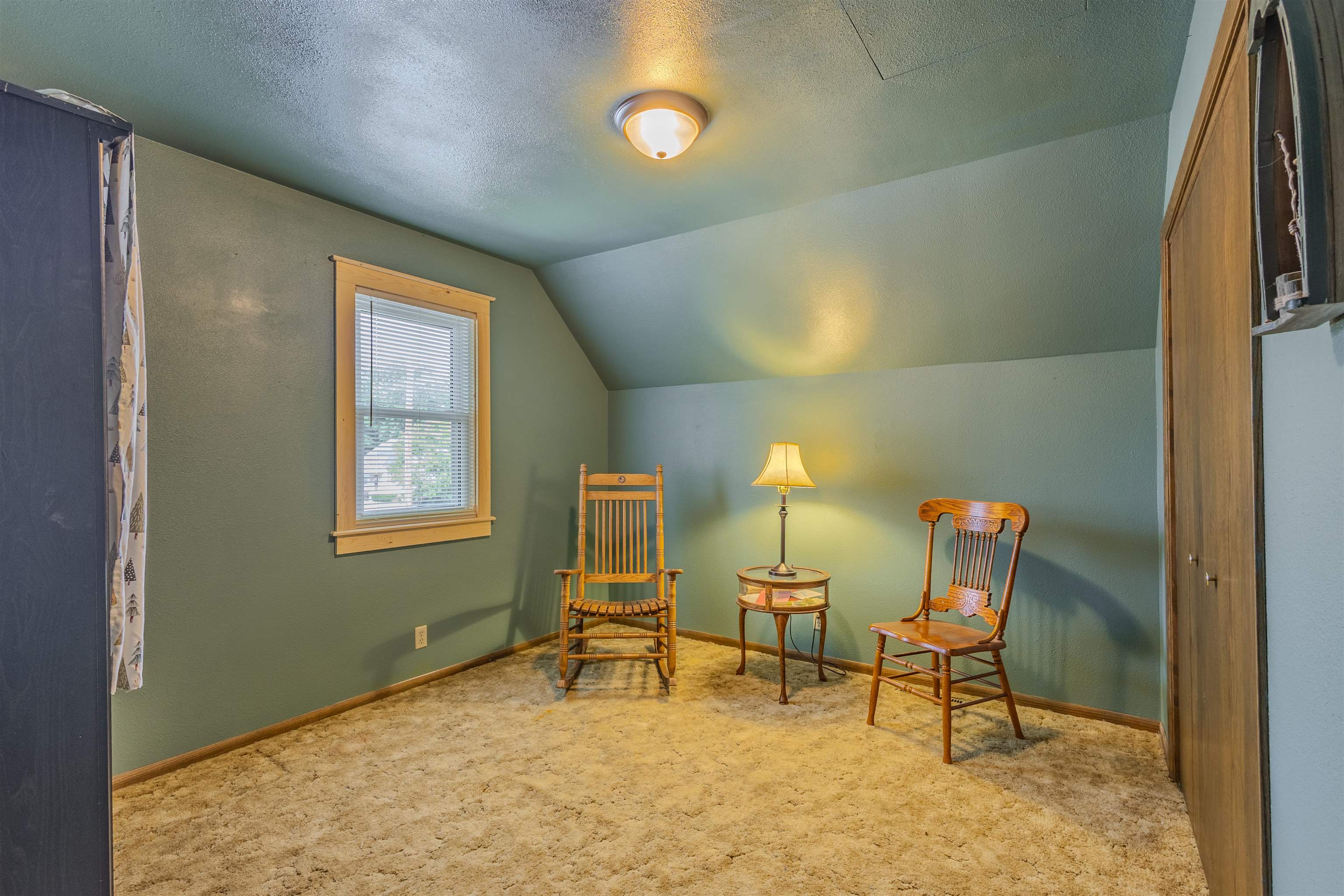 1761 SMITH STREET, Wisconsin Rapids, Wisconsin 54494, 3 Bedrooms Bedrooms, ,2 BathroomsBathrooms,Residential,For Sale,1761 SMITH STREET,22603771
