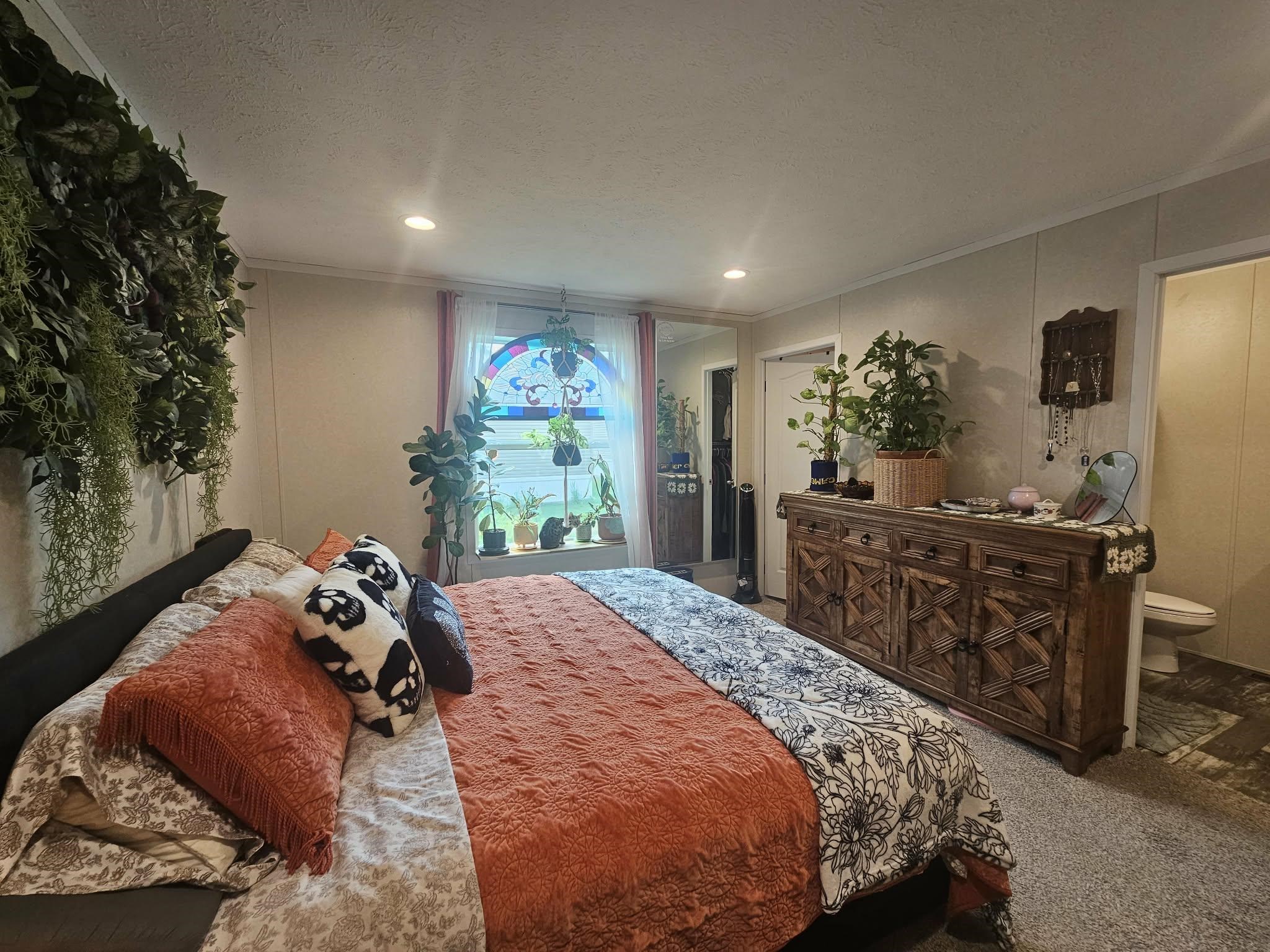 905 E KALSCHED STREET, Marshfield, Wisconsin 54449, 3 Bedrooms Bedrooms, ,2 BathroomsBathrooms,Residential,For Sale,905 E KALSCHED STREET,22603779