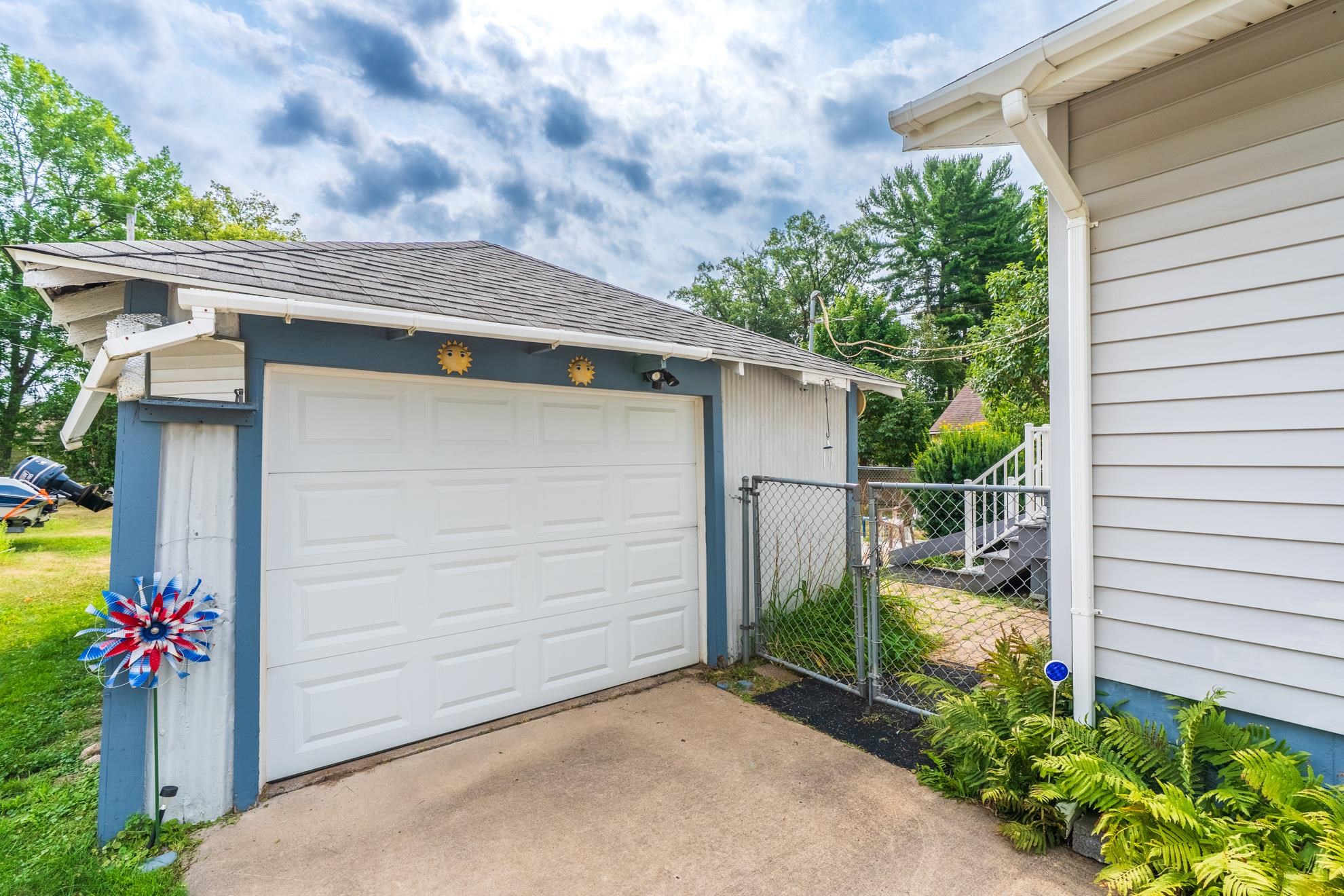 1005 S 12TH AVENUE, Wausau, Wisconsin 54401, 2 Bedrooms Bedrooms, ,1 BathroomBathrooms,Residential,For Sale,1005 S 12TH AVENUE,22603785