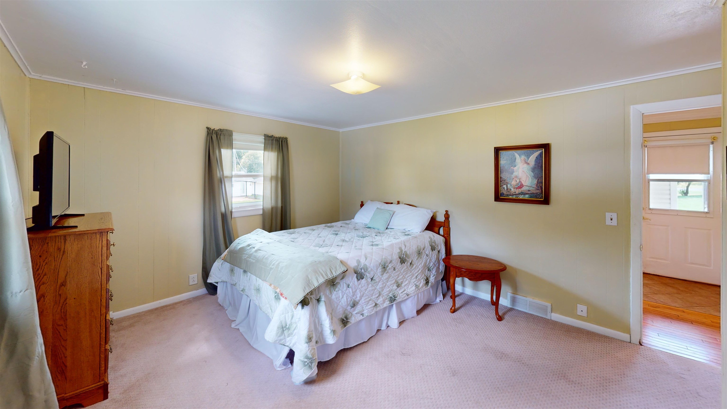 609 N ASH AVENUE, Marshfield, Wisconsin 54449, 3 Bedrooms Bedrooms, ,1 BathroomBathrooms,Residential,For Sale,609 N ASH AVENUE,22603786
