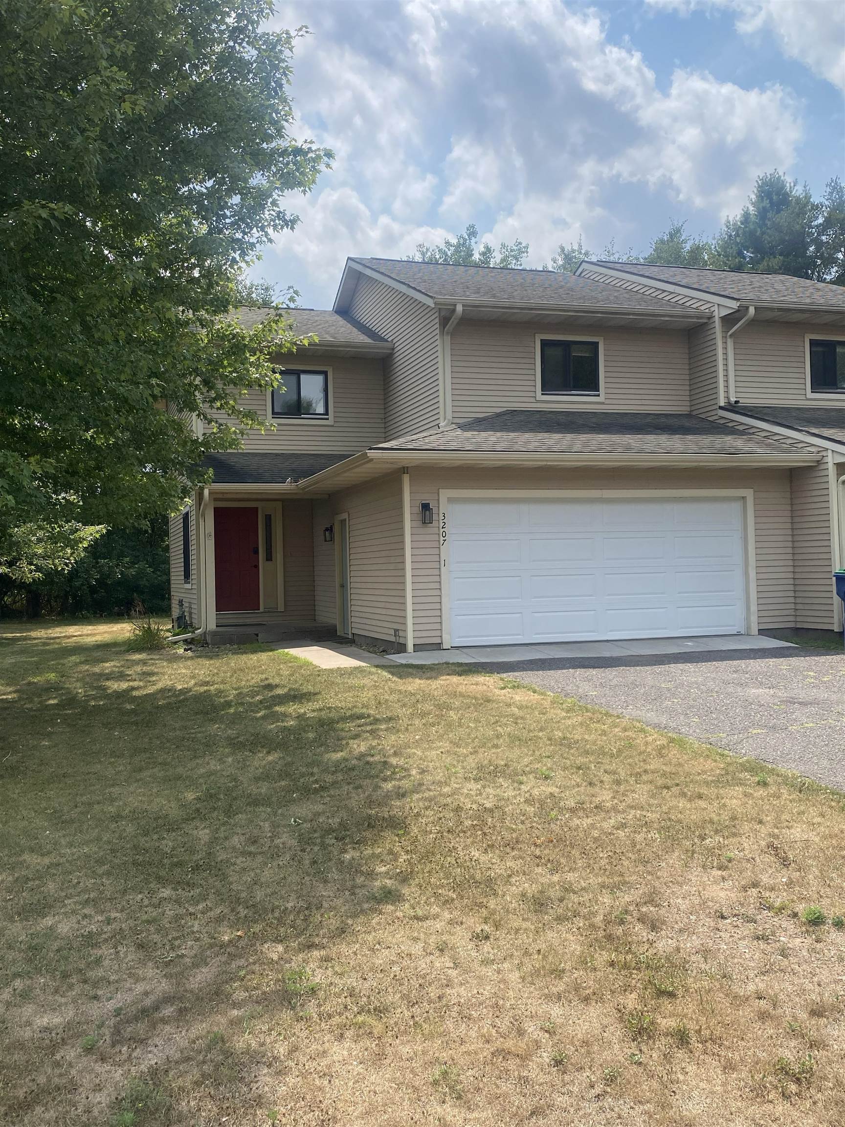 3207 EAU CLAIRE AVENUE, Weston, Wisconsin 54476, 2 Bedrooms Bedrooms, ,1 BathroomBathrooms,Residential,For Rent,3207 EAU CLAIRE AVENUE,22603791