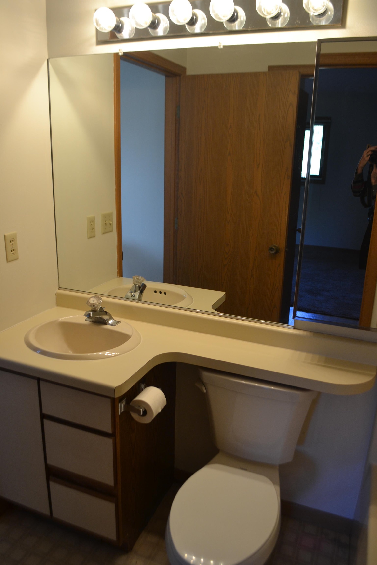 3207 EAU CLAIRE AVENUE, Weston, Wisconsin 54476, 2 Bedrooms Bedrooms, ,1 BathroomBathrooms,Residential,For Rent,3207 EAU CLAIRE AVENUE,22603791