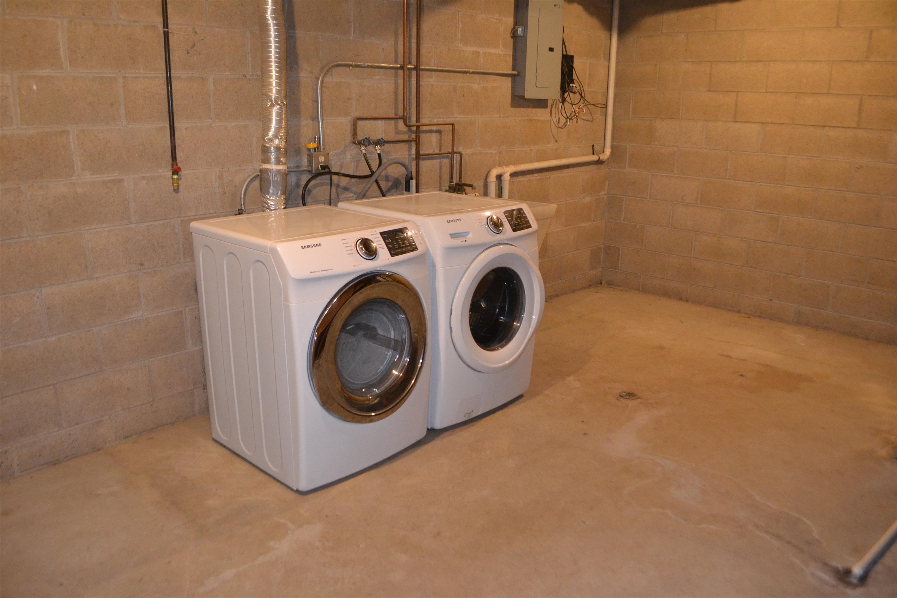 3207 EAU CLAIRE AVENUE, Weston, Wisconsin 54476, 2 Bedrooms Bedrooms, ,1 BathroomBathrooms,Residential,For Rent,3207 EAU CLAIRE AVENUE,22603791