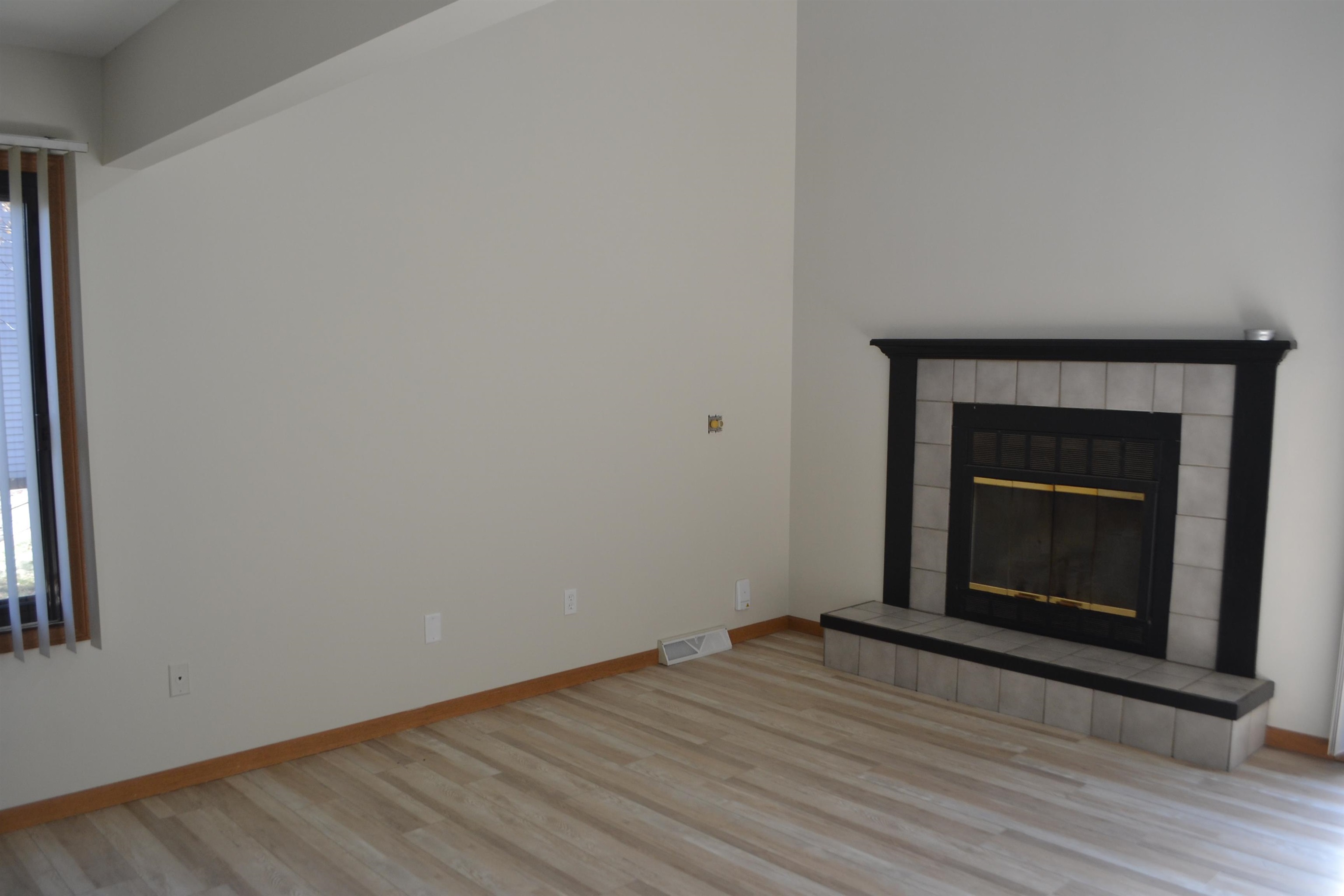 3207 EAU CLAIRE AVENUE, Weston, Wisconsin 54476, 2 Bedrooms Bedrooms, ,1 BathroomBathrooms,Residential,For Rent,3207 EAU CLAIRE AVENUE,22603791