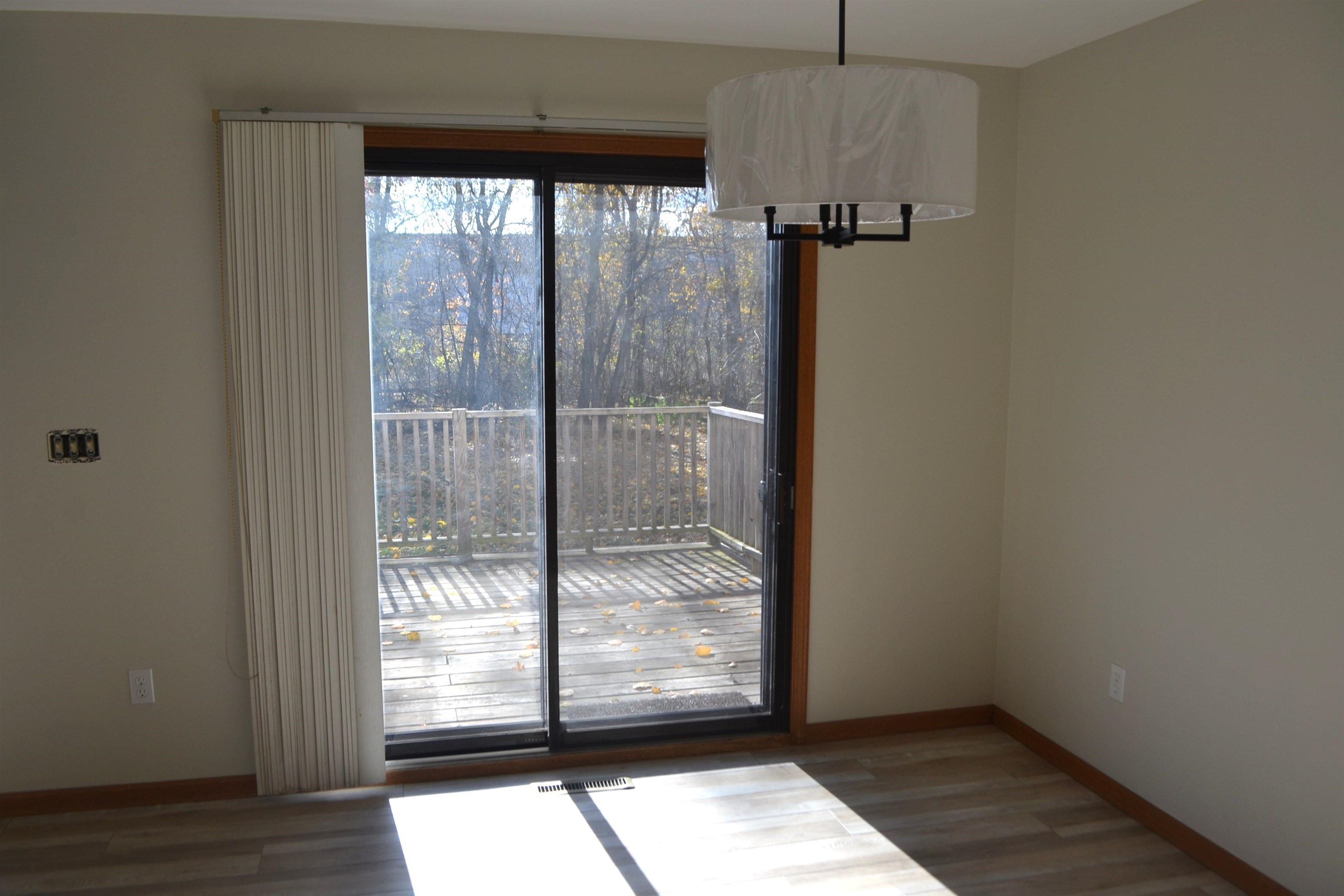 3207 EAU CLAIRE AVENUE, Weston, Wisconsin 54476, 2 Bedrooms Bedrooms, ,1 BathroomBathrooms,Residential,For Rent,3207 EAU CLAIRE AVENUE,22603791