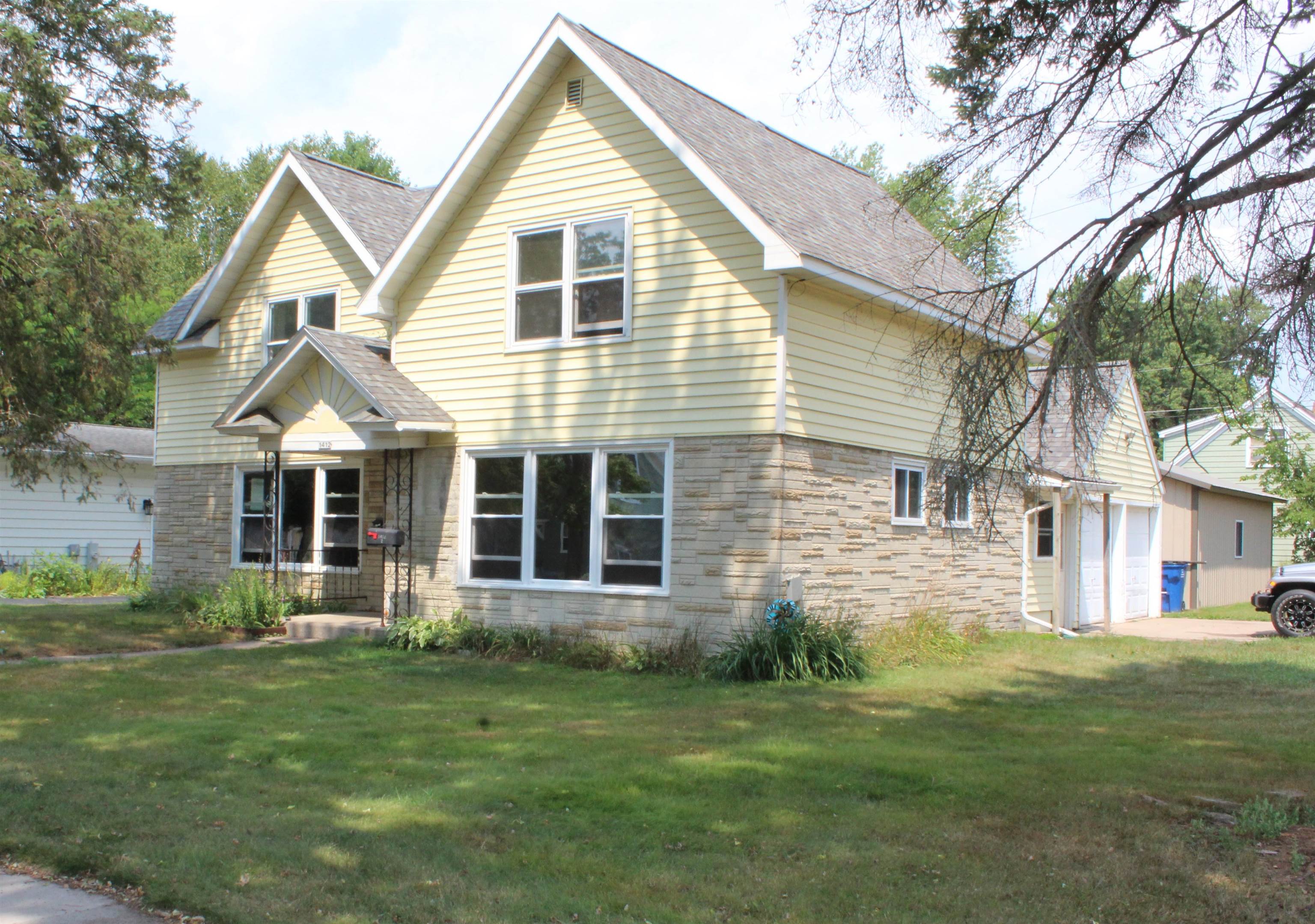 1412 E 6TH STREET, Merrill, Wisconsin 54452, 3 Bedrooms Bedrooms, 6 Rooms Rooms,2 BathroomsBathrooms,Multi-family,For Sale,1412 E 6TH STREET,22603799