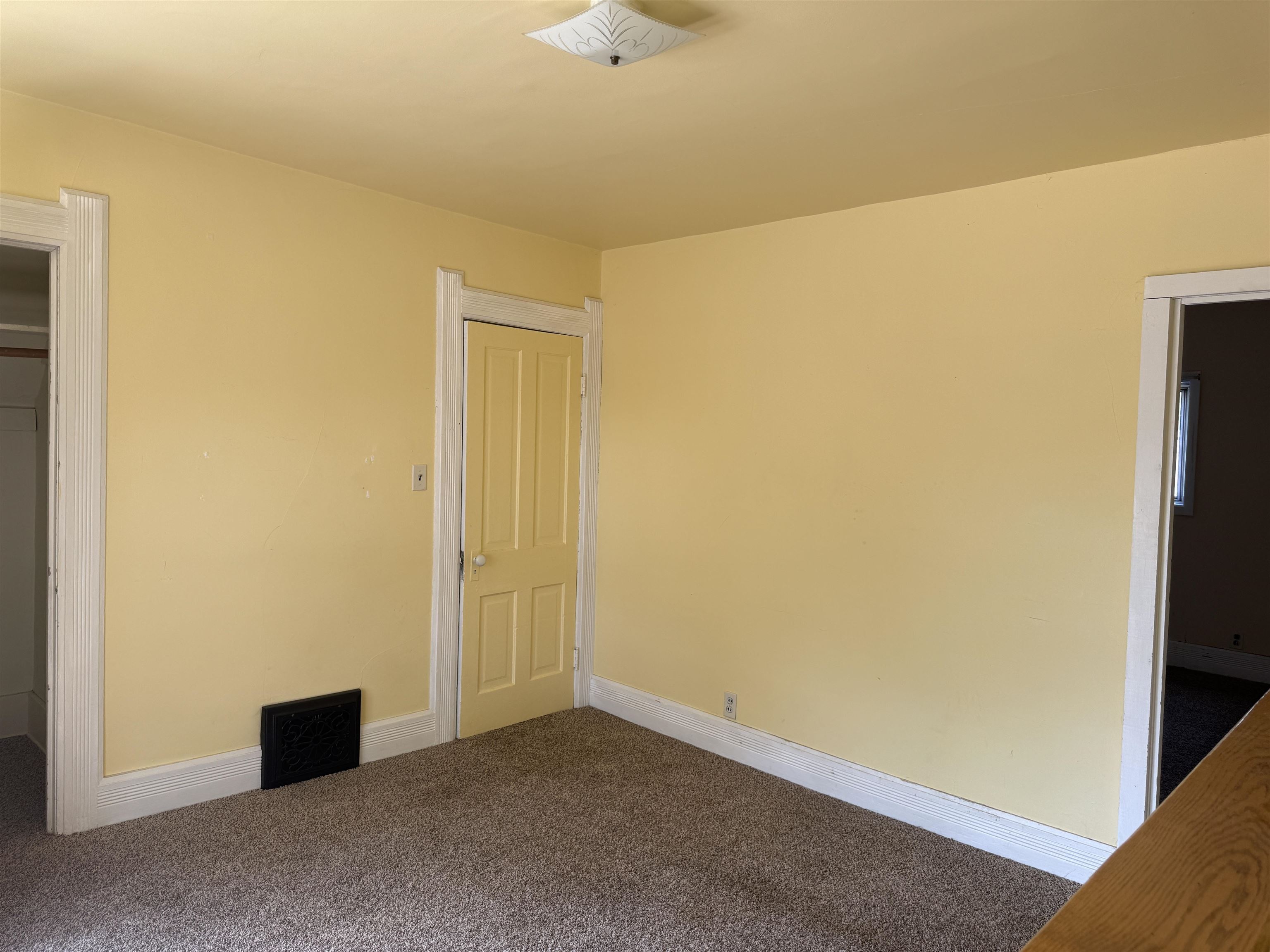 1412 E 6TH STREET, Merrill, Wisconsin 54452, 3 Bedrooms Bedrooms, 6 Rooms Rooms,2 BathroomsBathrooms,Multi-family,For Sale,1412 E 6TH STREET,22603799