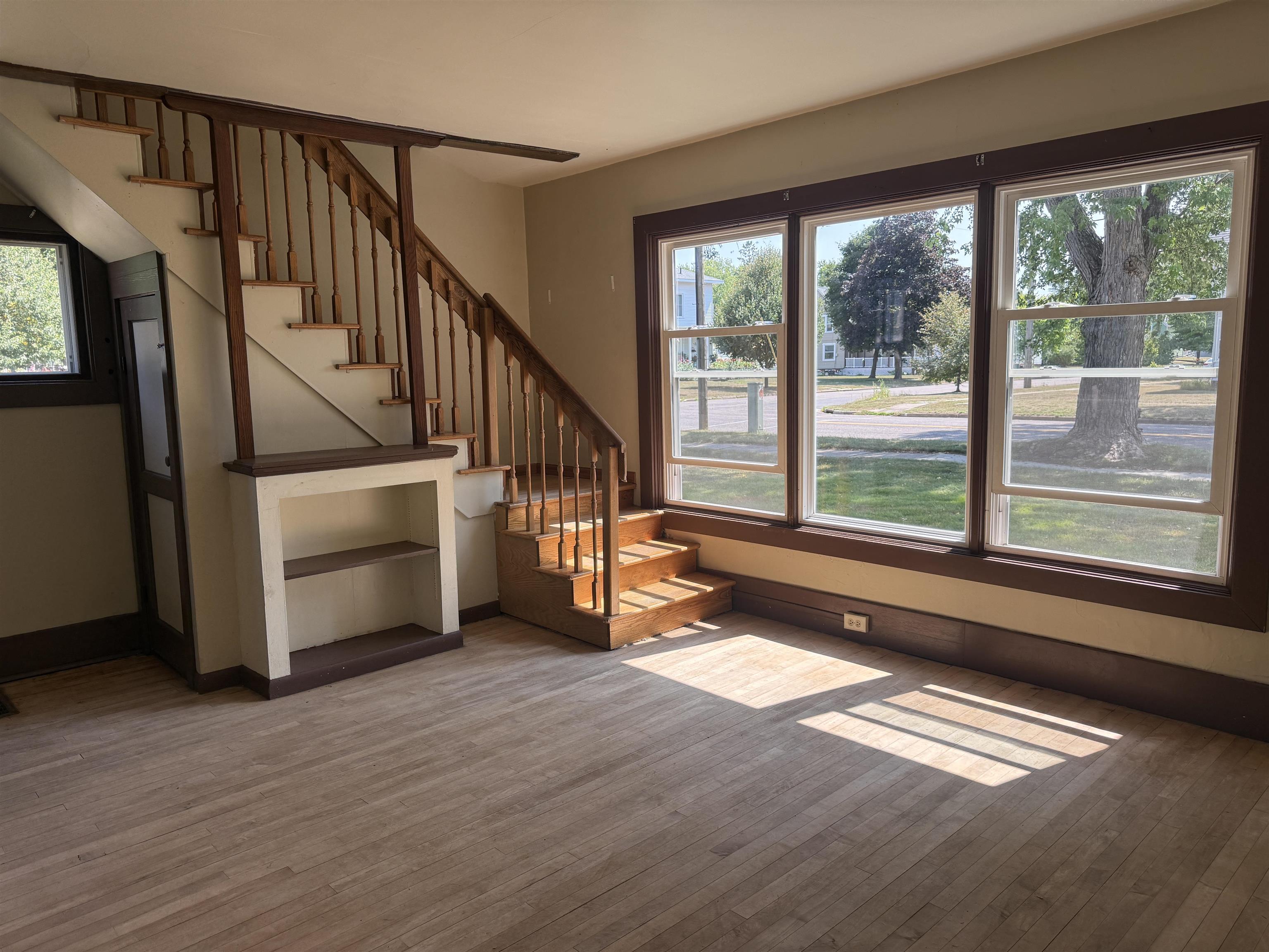 1412 E 6TH STREET, Merrill, Wisconsin 54452, 3 Bedrooms Bedrooms, 6 Rooms Rooms,2 BathroomsBathrooms,Multi-family,For Sale,1412 E 6TH STREET,22603799