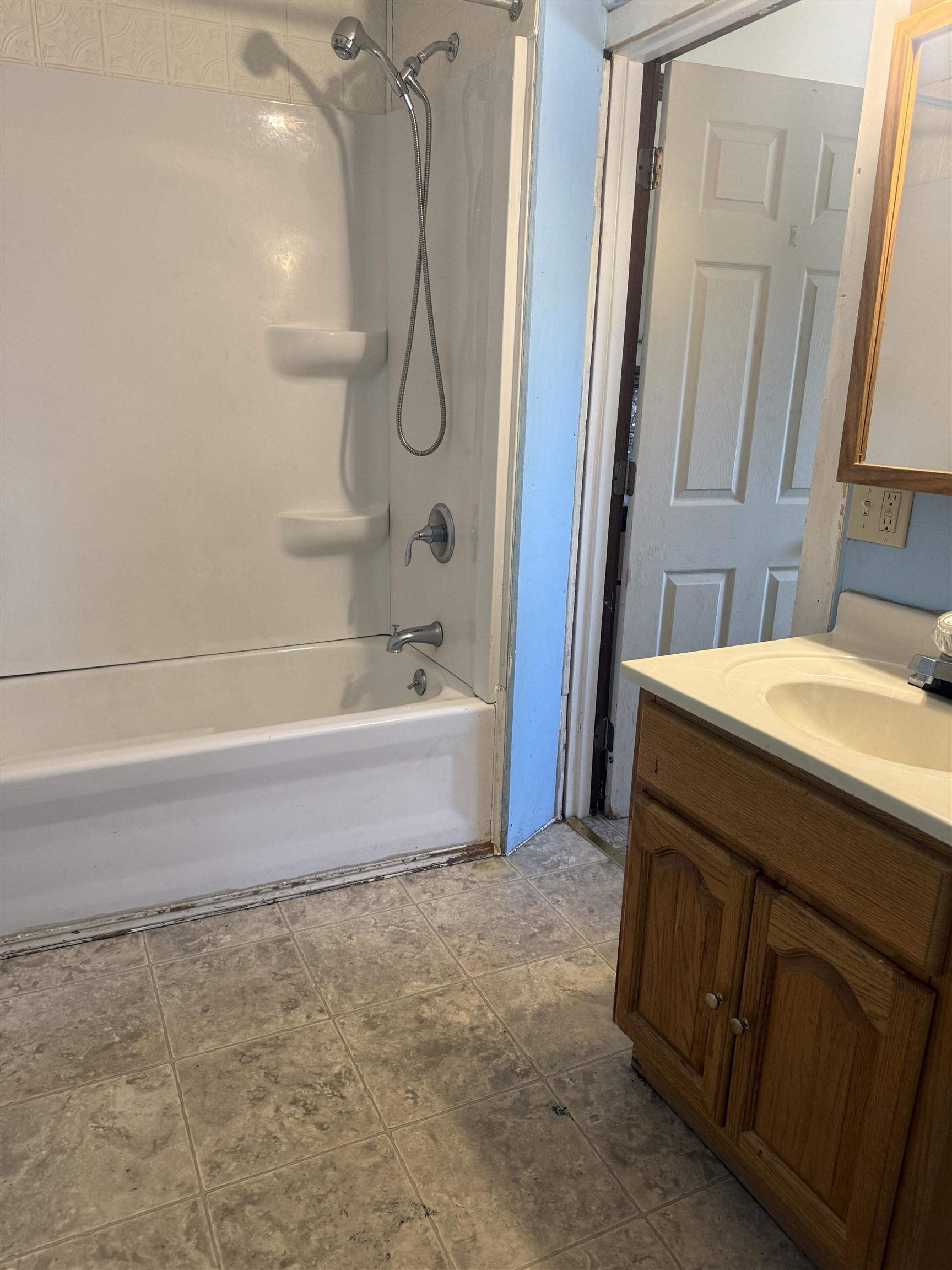 1412 E 6TH STREET, Merrill, Wisconsin 54452, 3 Bedrooms Bedrooms, 6 Rooms Rooms,2 BathroomsBathrooms,Multi-family,For Sale,1412 E 6TH STREET,22603799