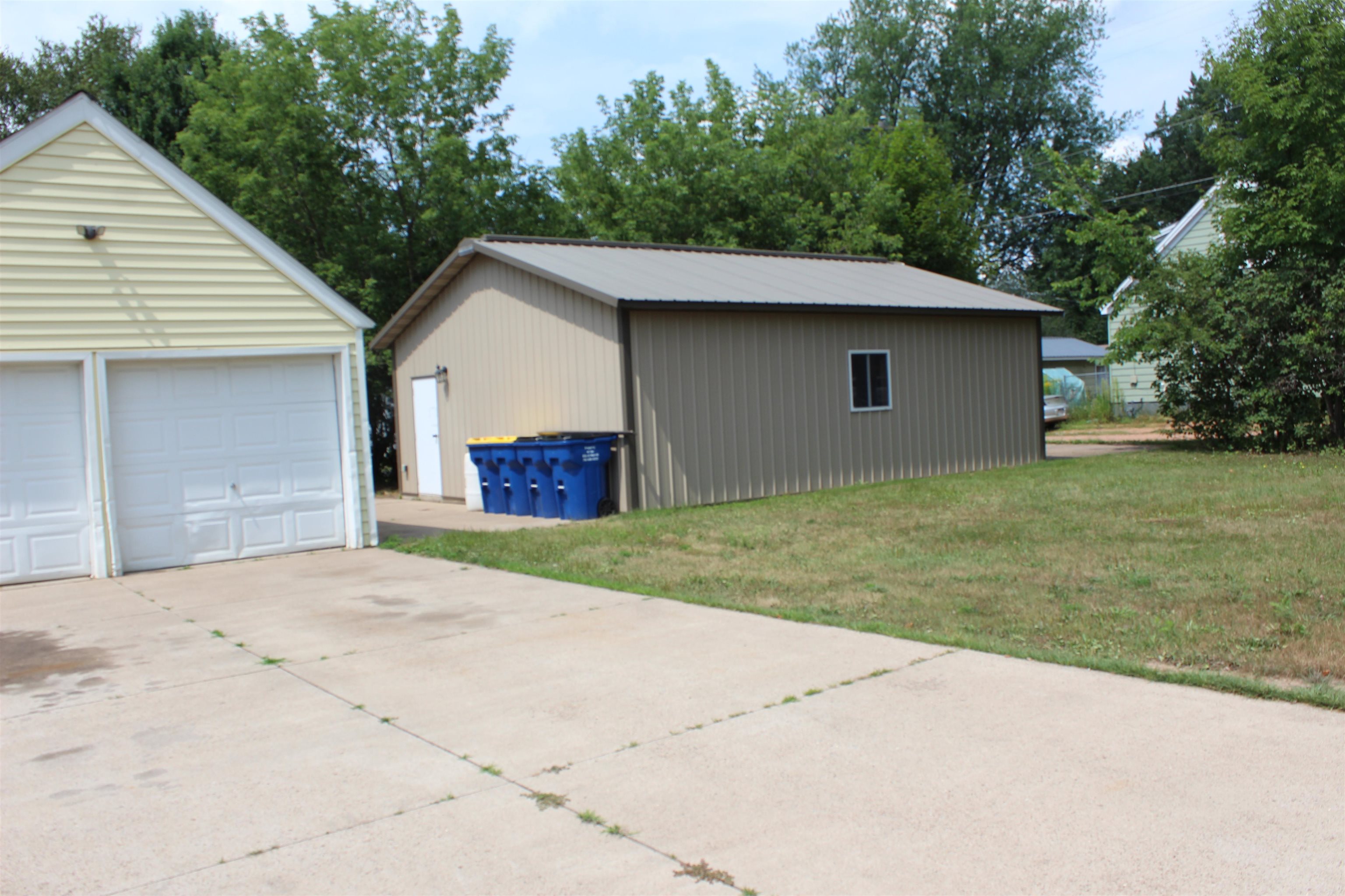 1412 E 6TH STREET, Merrill, Wisconsin 54452, 3 Bedrooms Bedrooms, 6 Rooms Rooms,2 BathroomsBathrooms,Multi-family,For Sale,1412 E 6TH STREET,22603799