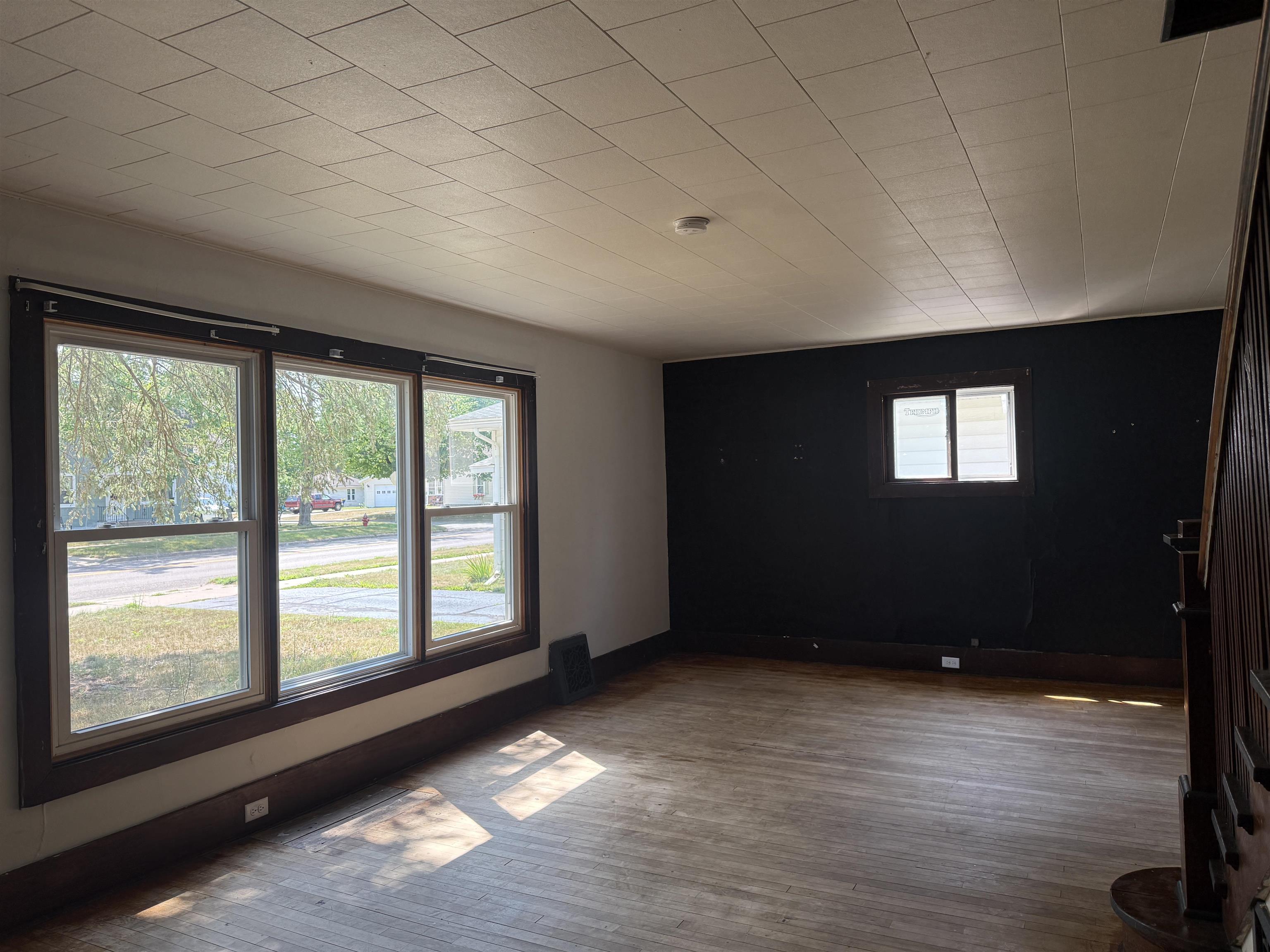 1412 E 6TH STREET, Merrill, Wisconsin 54452, 3 Bedrooms Bedrooms, 6 Rooms Rooms,2 BathroomsBathrooms,Multi-family,For Sale,1412 E 6TH STREET,22603799
