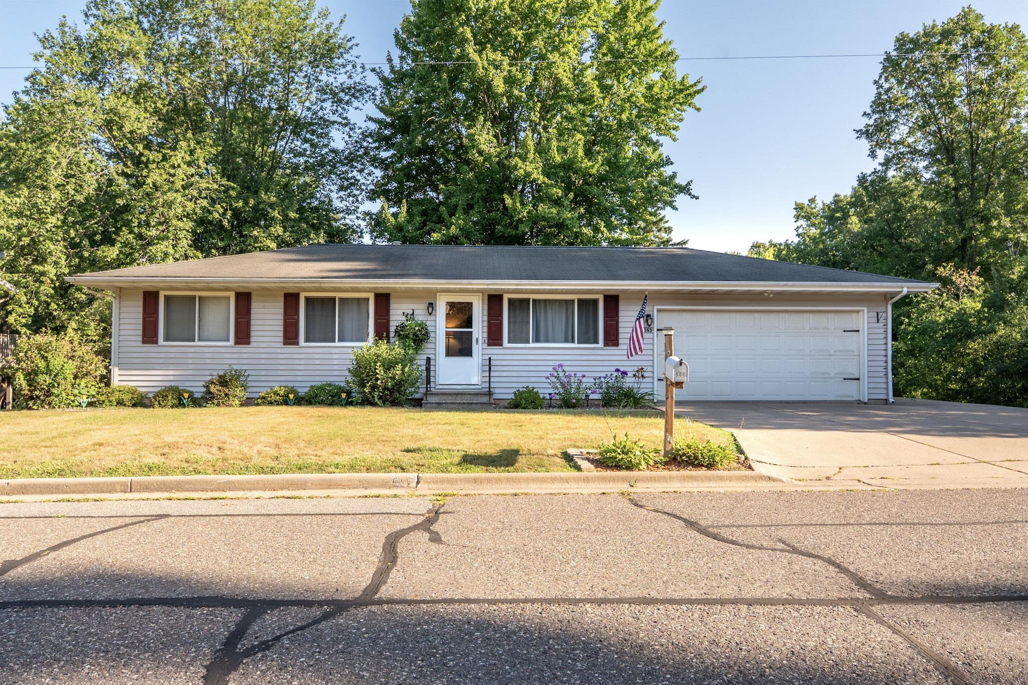 565 PINE STREET, Medford, Wisconsin 54451, 3 Bedrooms Bedrooms, ,1 BathroomBathrooms,Residential,For Sale,565 PINE STREET,22603800