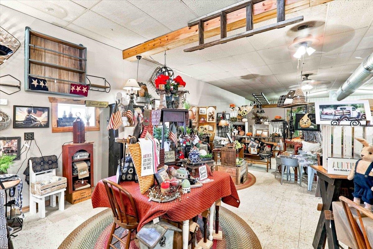 1010 8TH STREET SOUTH, Wisconsin Rapids, Wisconsin 54494, ,Commercial/industrial,For Sale,1010 8TH STREET SOUTH,22603808