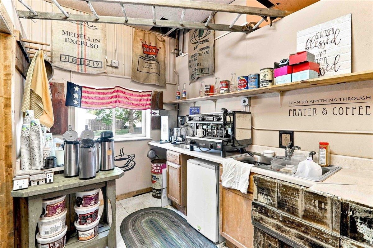 1010 8TH STREET SOUTH, Wisconsin Rapids, Wisconsin 54494, ,Commercial/industrial,For Sale,1010 8TH STREET SOUTH,22603808