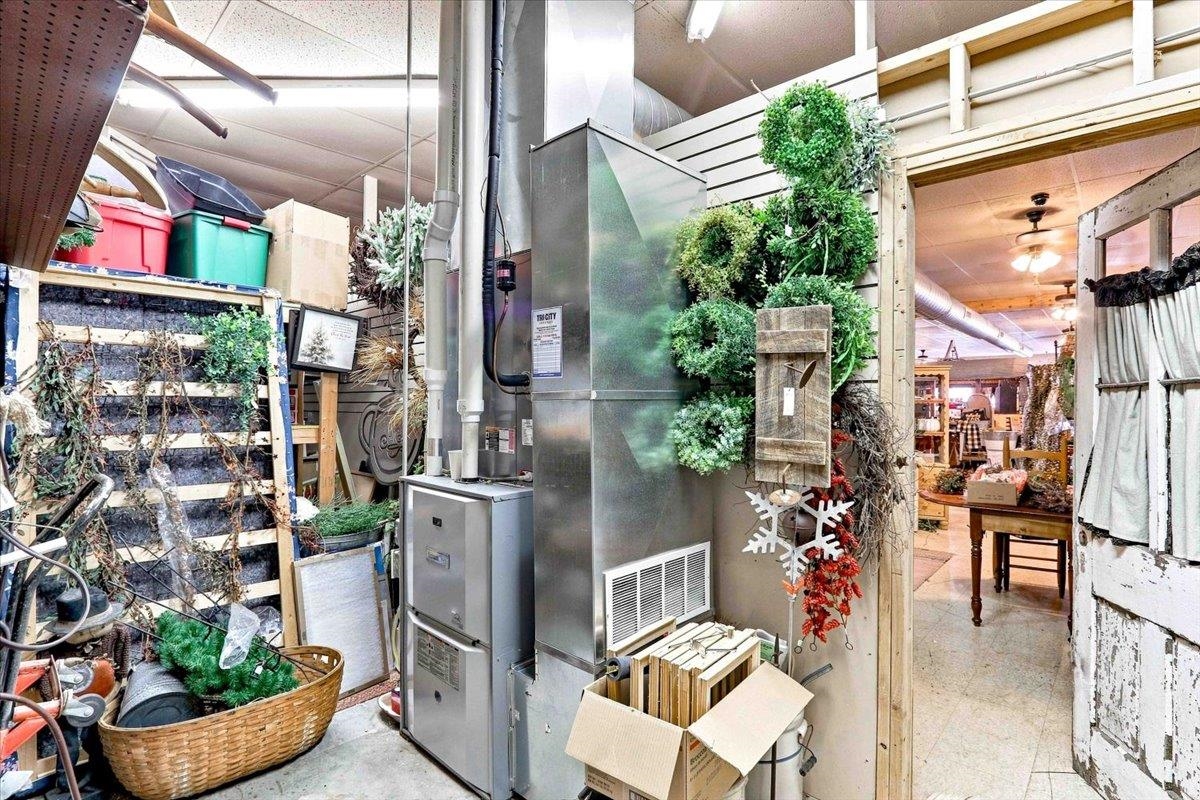 1010 8TH STREET SOUTH, Wisconsin Rapids, Wisconsin 54494, ,Commercial/industrial,For Sale,1010 8TH STREET SOUTH,22603808