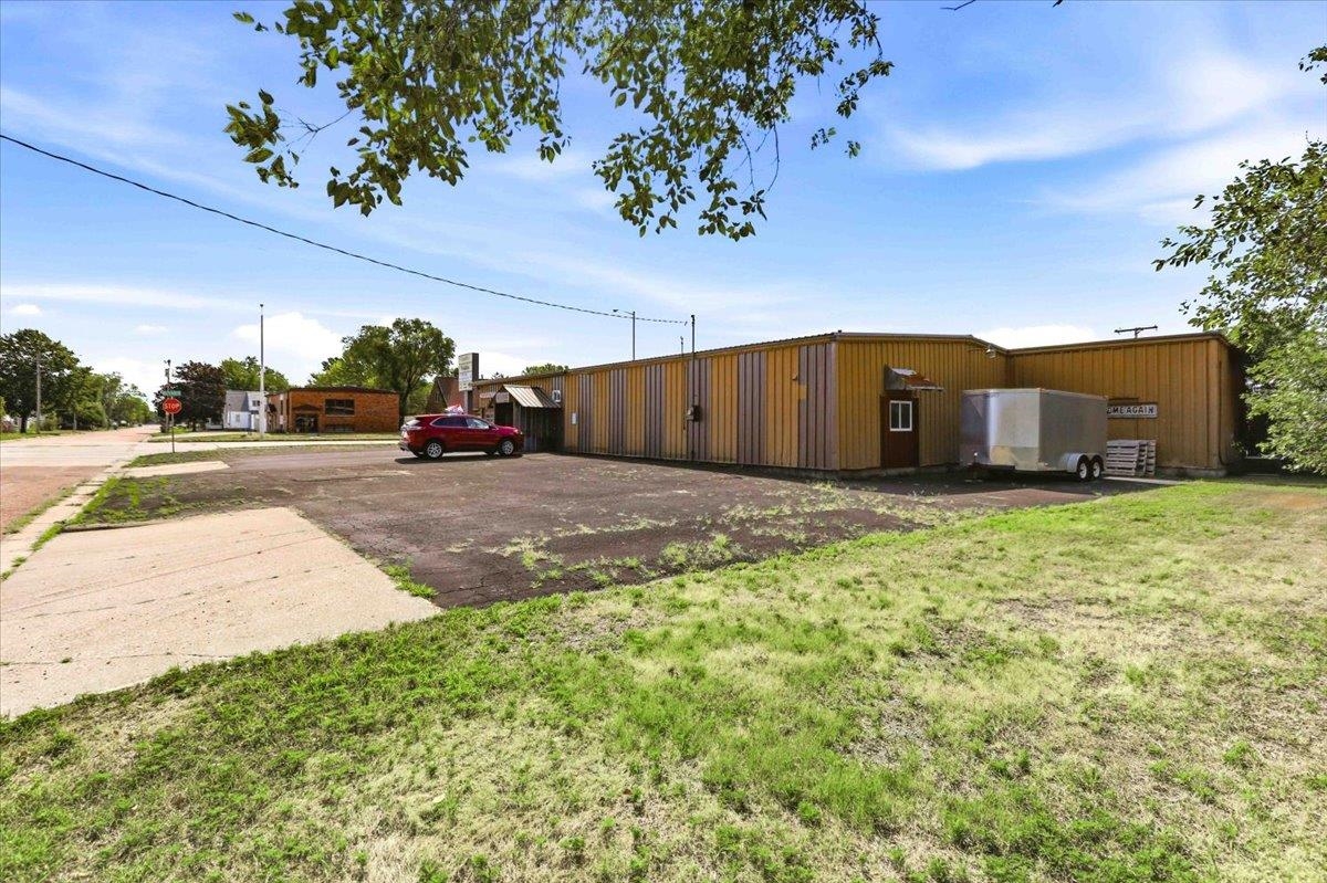 1010 8TH STREET SOUTH, Wisconsin Rapids, Wisconsin 54494, ,Commercial/industrial,For Sale,1010 8TH STREET SOUTH,22603808