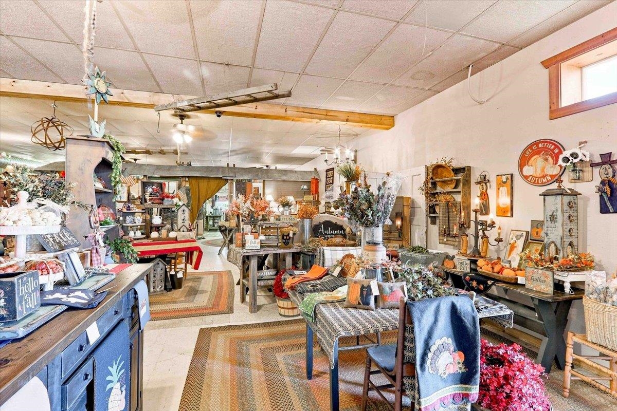 1010 8TH STREET SOUTH, Wisconsin Rapids, Wisconsin 54494, ,Commercial/industrial,For Sale,1010 8TH STREET SOUTH,22603808