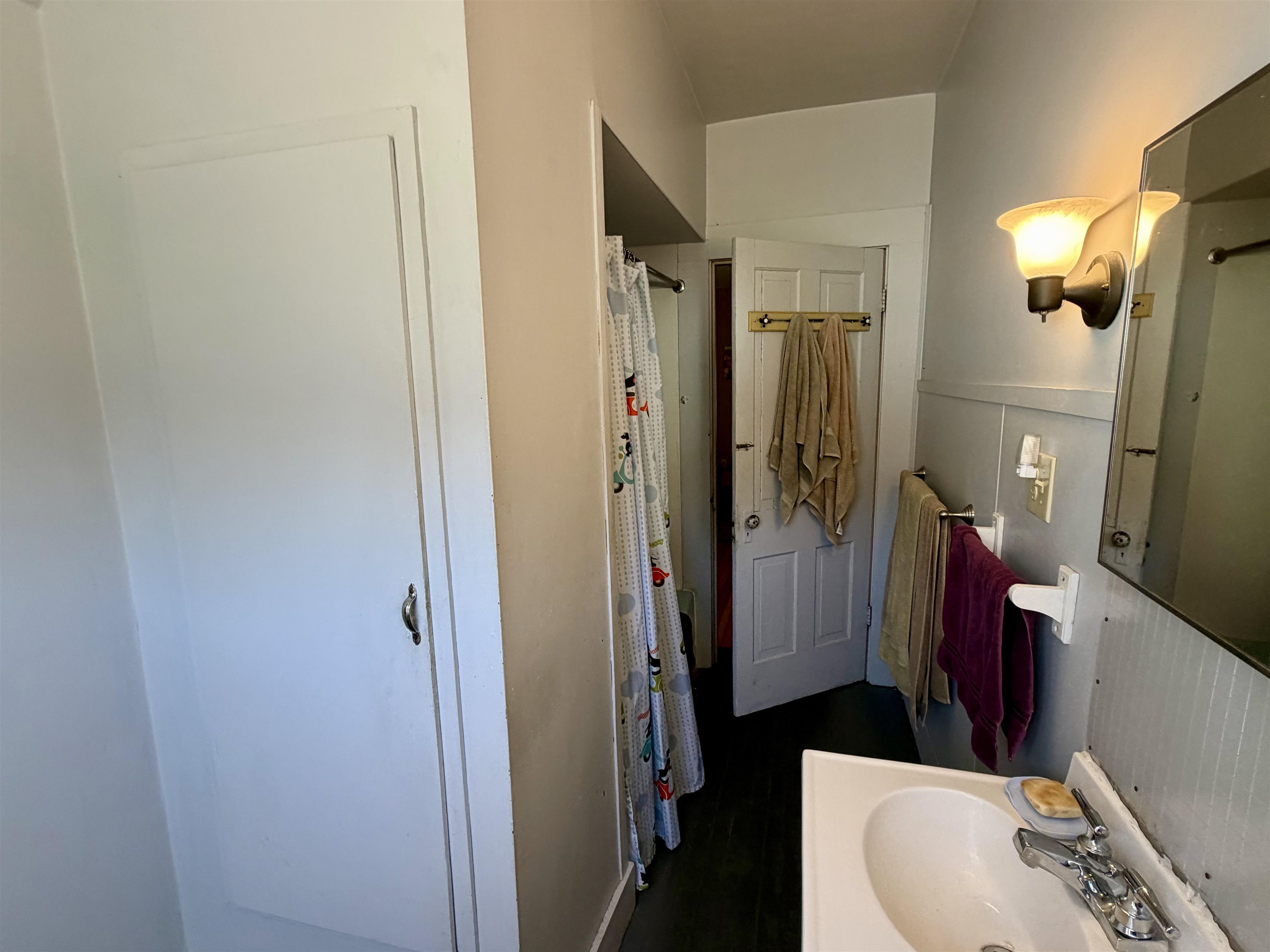 N6454 ROBIN ROAD, Wittenberg, Wisconsin 54499, 5 Bedrooms Bedrooms, ,1 BathroomBathrooms,Residential,For Sale,N6454 ROBIN ROAD,22603825