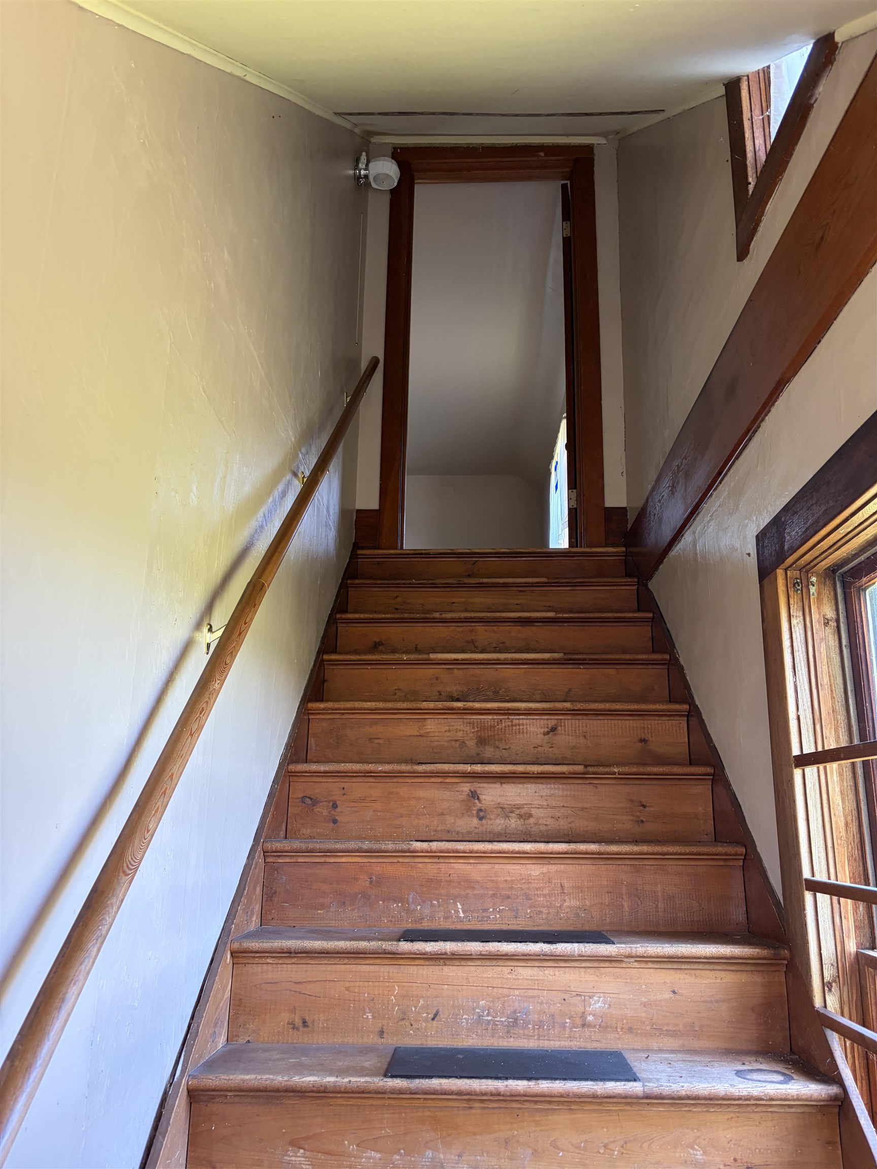 N6454 ROBIN ROAD, Wittenberg, Wisconsin 54499, 5 Bedrooms Bedrooms, ,1 BathroomBathrooms,Residential,For Sale,N6454 ROBIN ROAD,22603825