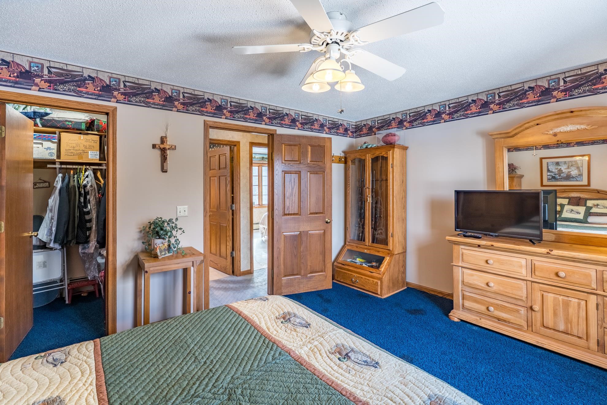 2180 BLUEJAY LANE, Kronenwetter, Wisconsin 54455, 3 Bedrooms Bedrooms, ,3 BathroomsBathrooms,Residential,For Sale,2180 BLUEJAY LANE,22603830