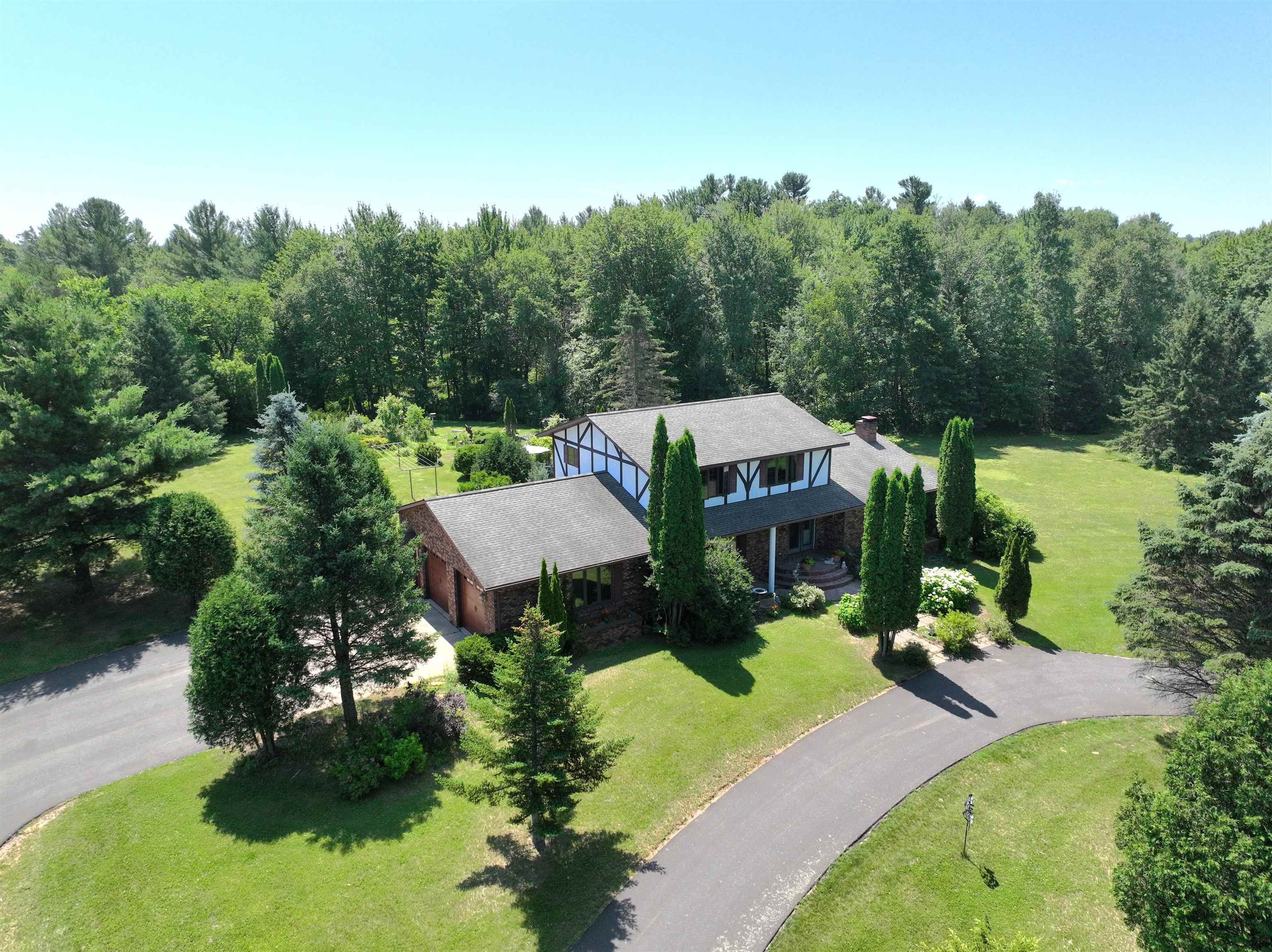 2180 BLUEJAY LANE, Kronenwetter, Wisconsin 54455, 3 Bedrooms Bedrooms, ,3 BathroomsBathrooms,Residential,For Sale,2180 BLUEJAY LANE,22603830